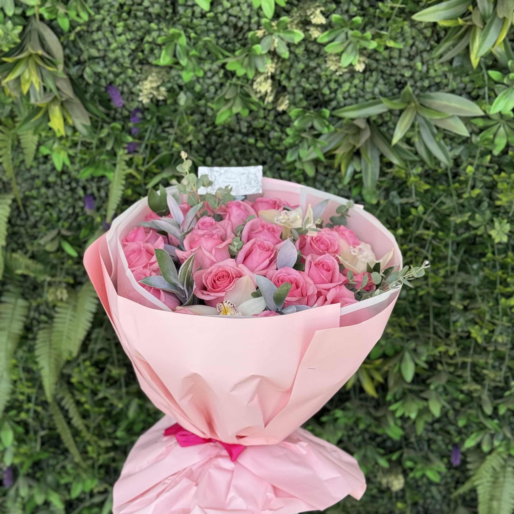 A bright and joyful bouquet, symbolizing warmth, positivity, and happiness. With their