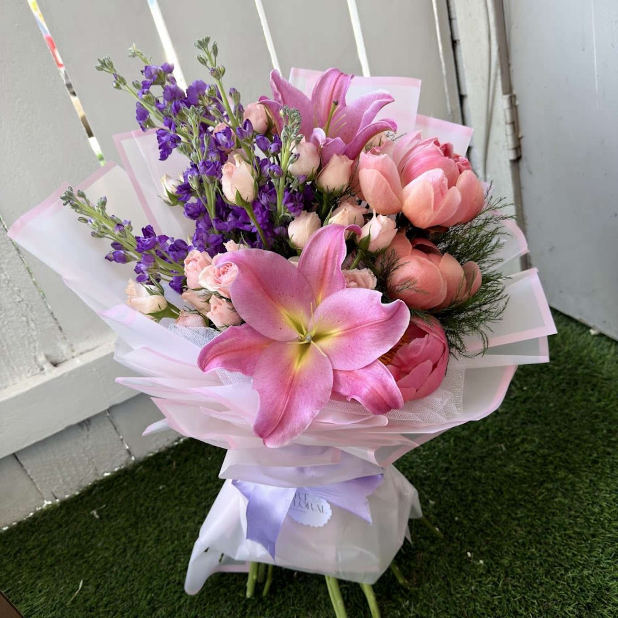 A romantic-inspired floral composition that blends soft textures and subtle contrasts, thoughtfully