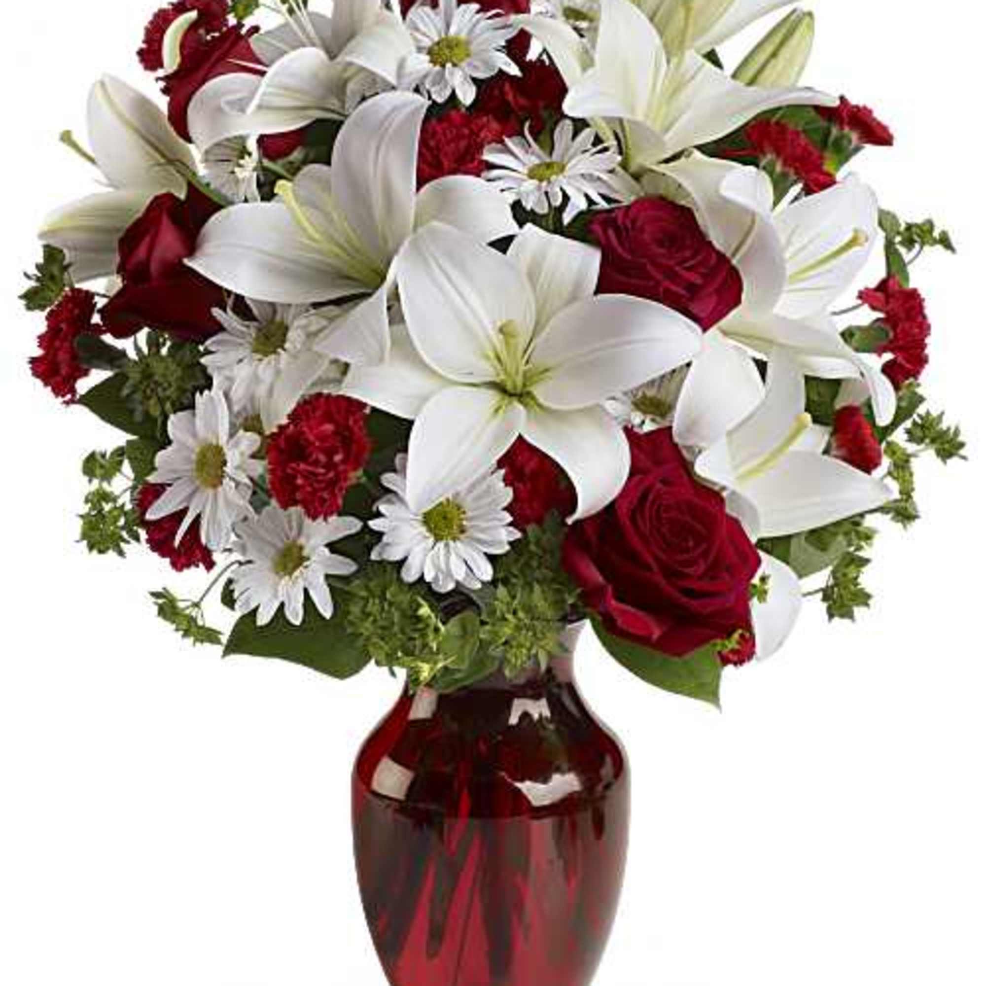  Add some romance with this rich arrangement of luxurious flowers in