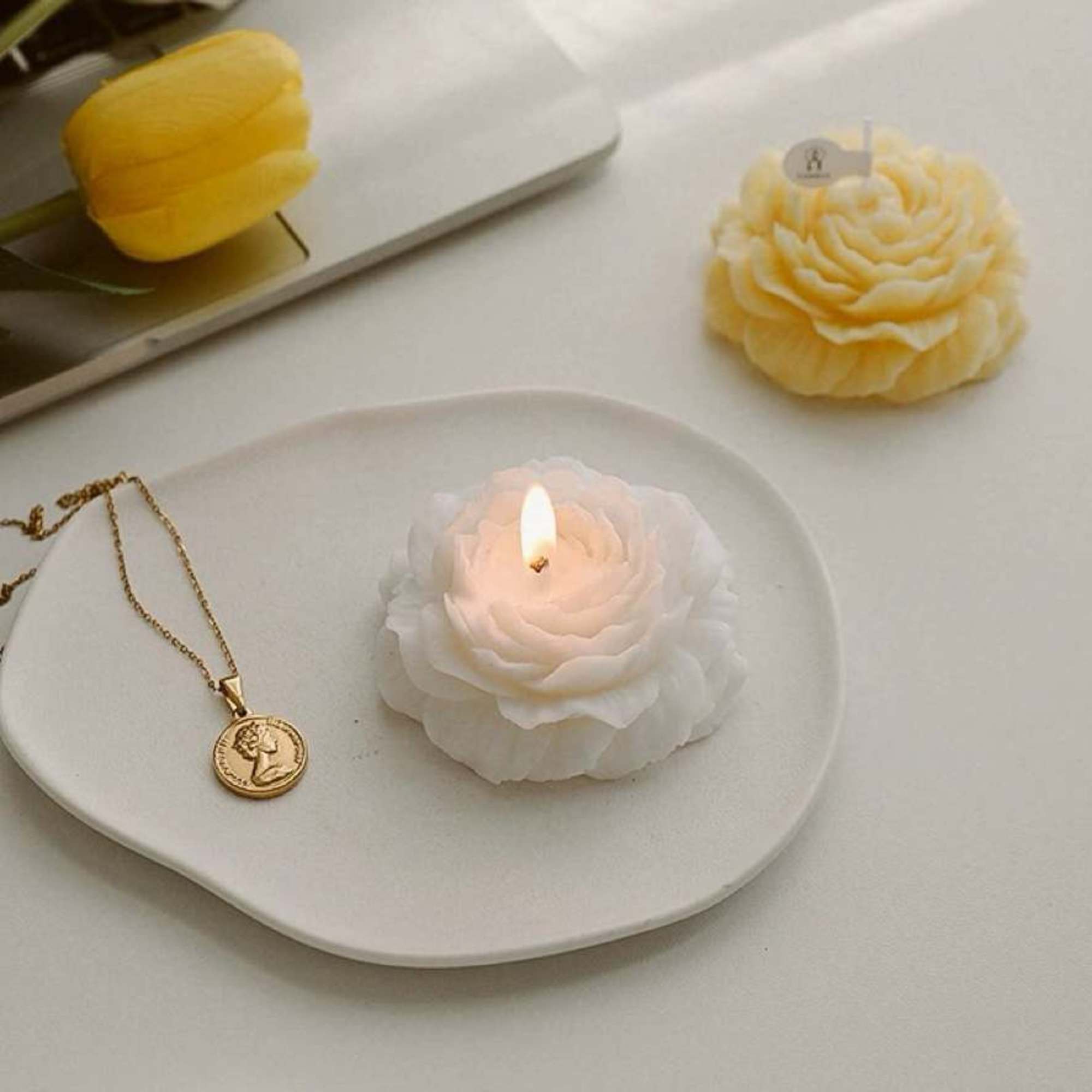 Elevate your floral gift with our exquisite handmade soy wax floral candles.