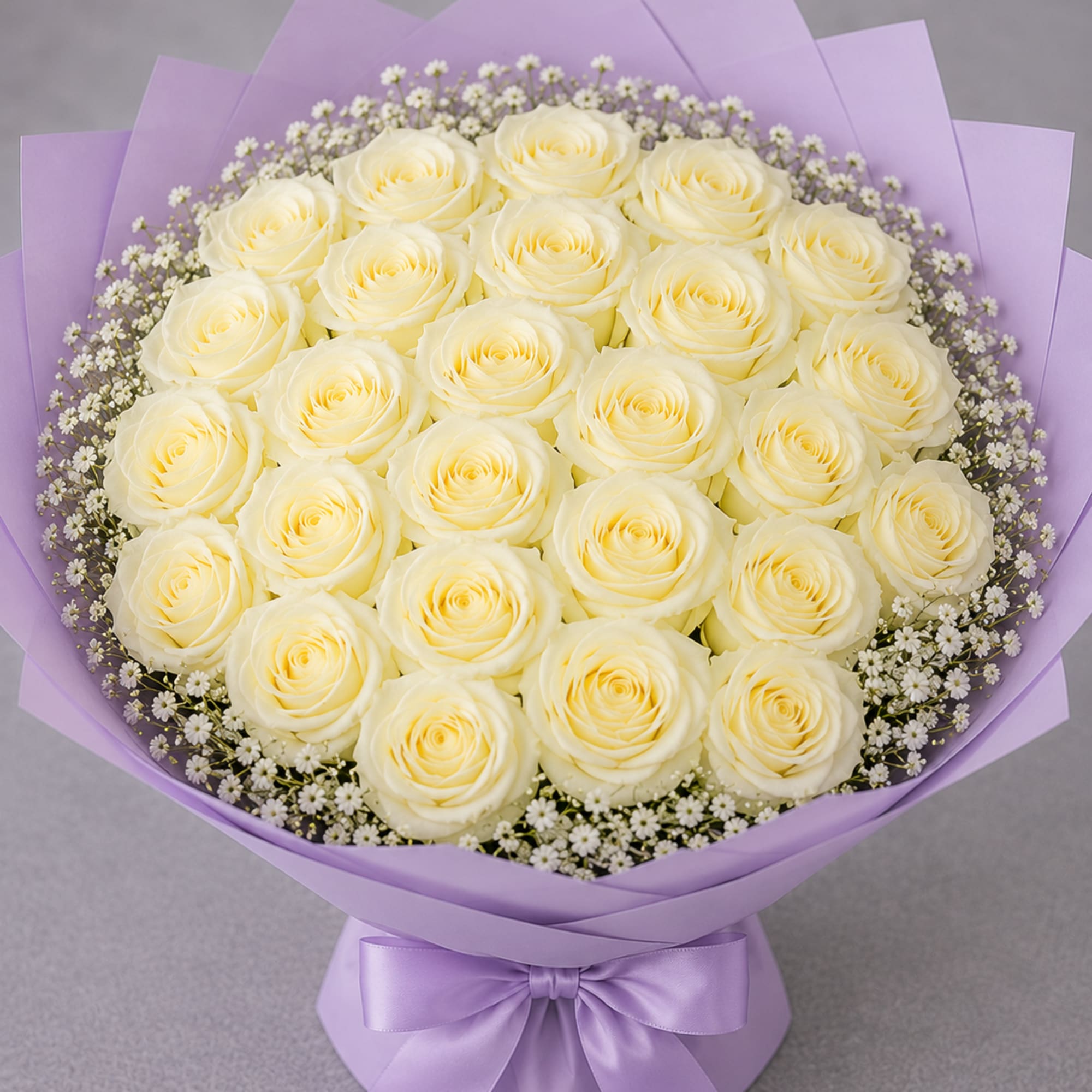 White Mondial Rose Bouquet

Elegant, graceful, and effortlessly sophisticated, this bouquet features premium