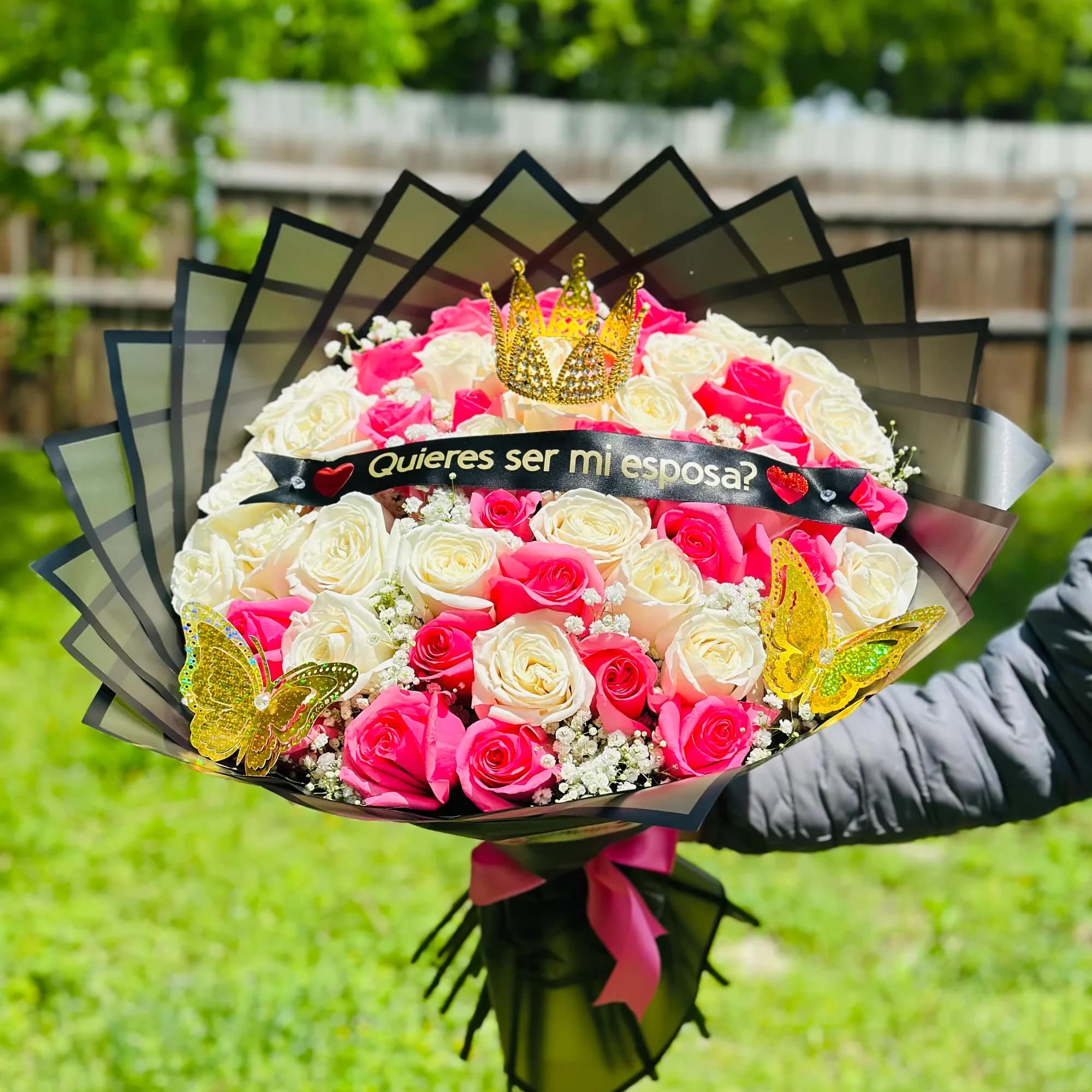 Ramo Premium &ldquo;Happy Birthday My Love&rdquo; &ndash; Rosas Rojas y Rosas Rosadas