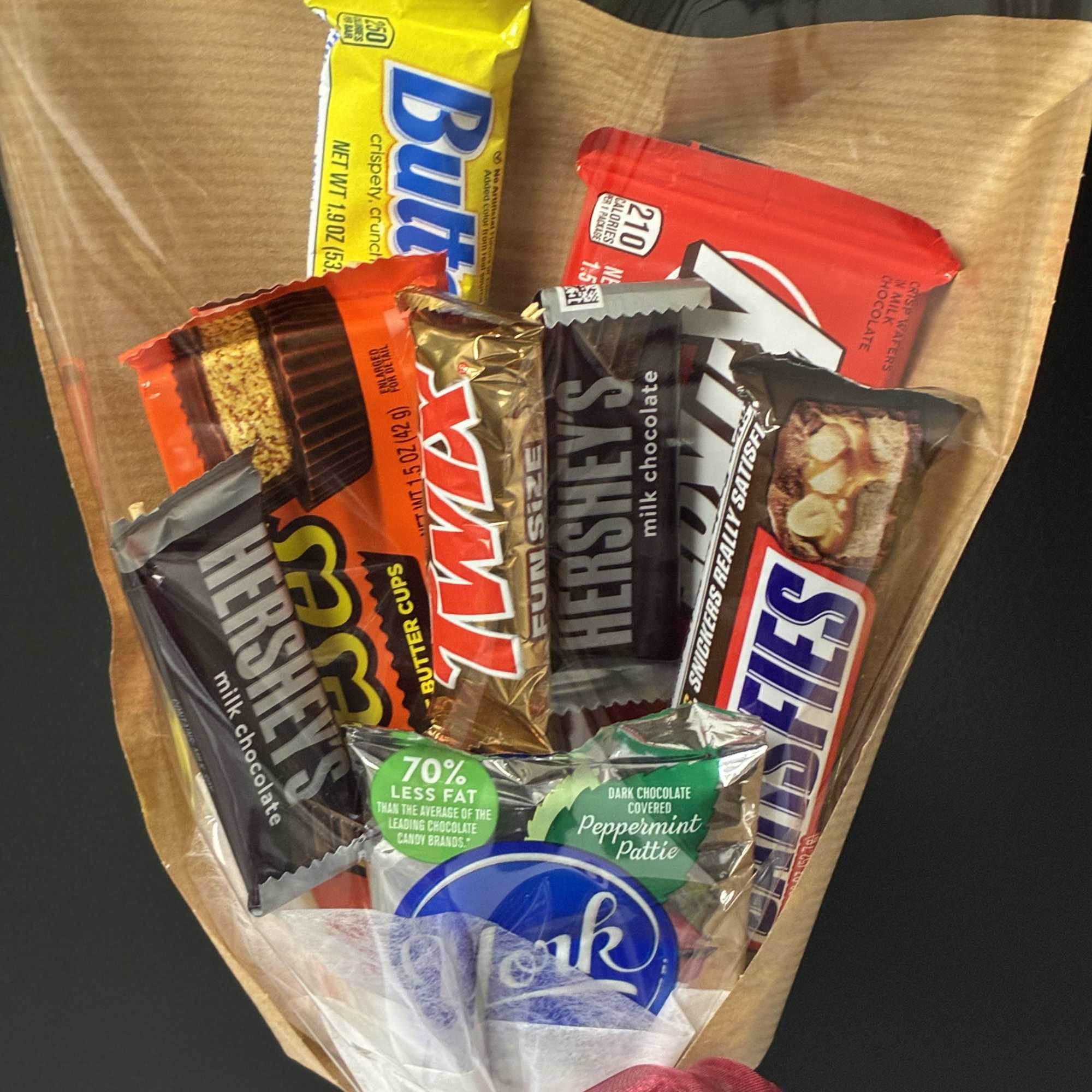 Treat someone special to a bouquet that&rsquo;s as sweet as it is
