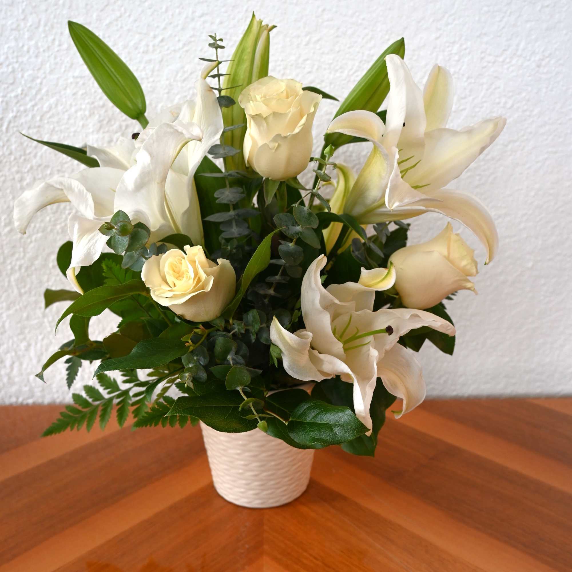 Wrap them in comfort with our Elegant Embrace. With the timeless combination