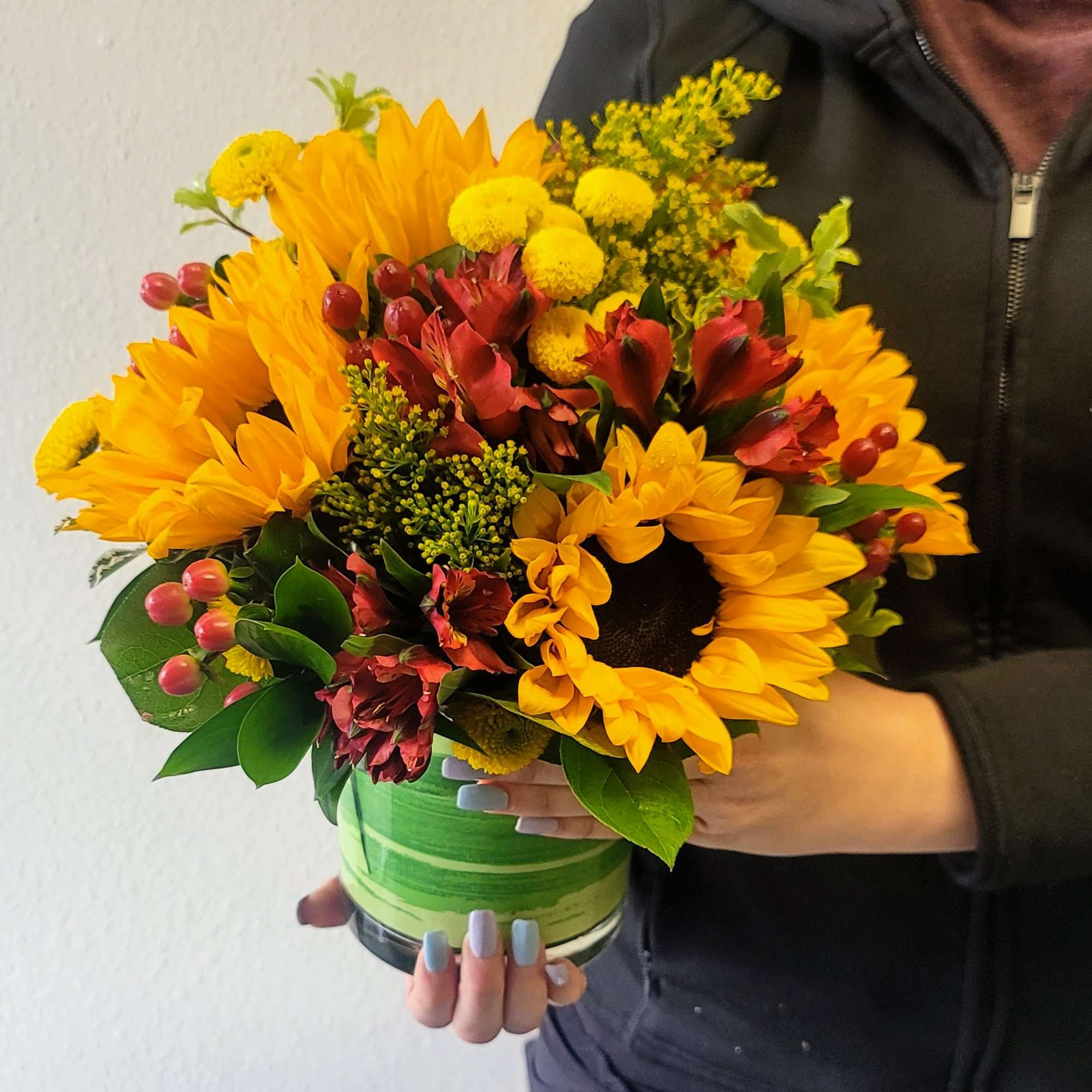 Bring the warmth of a summer day indoors with our charming "Sunny