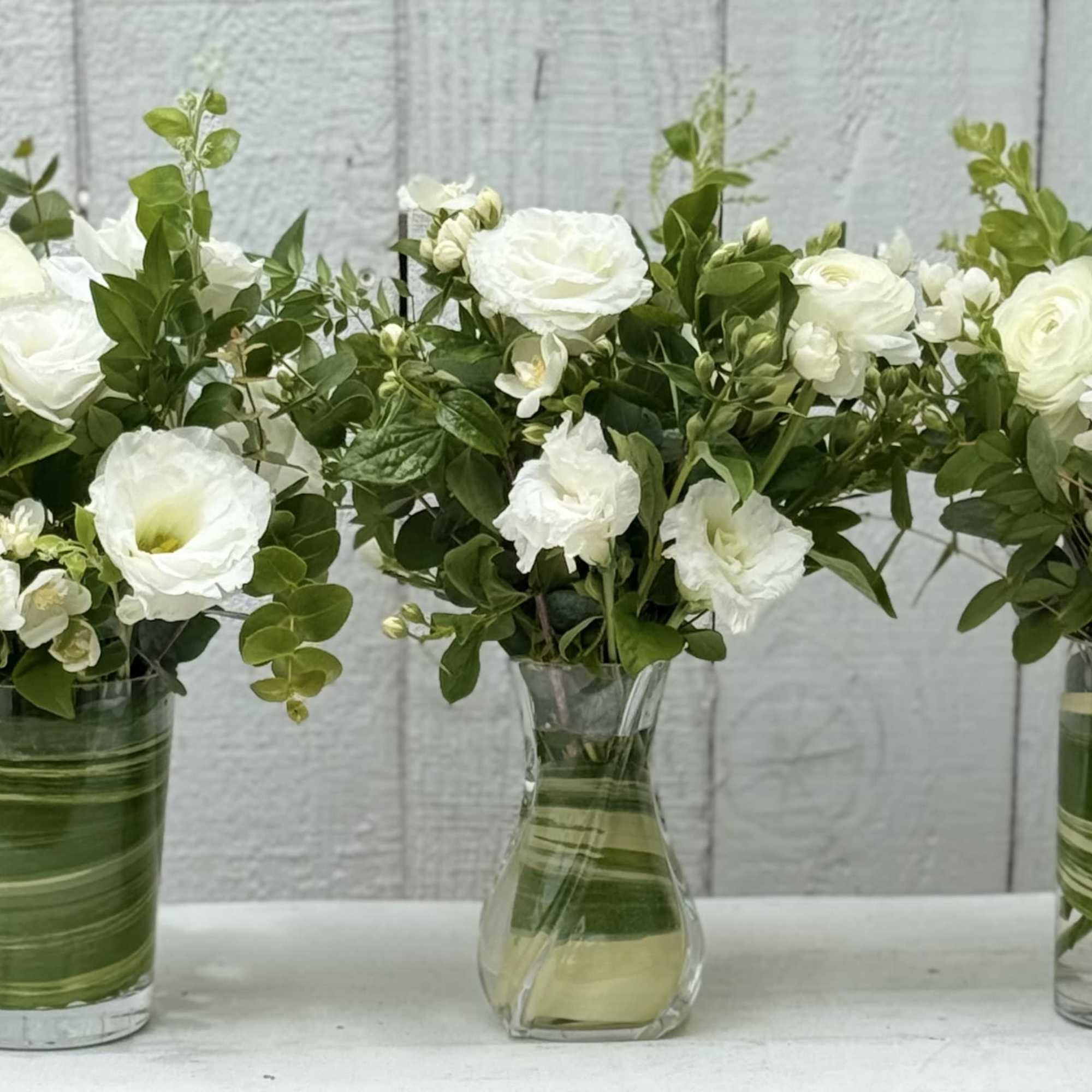 Adding flowers to your home can bring so much joy and comfort.