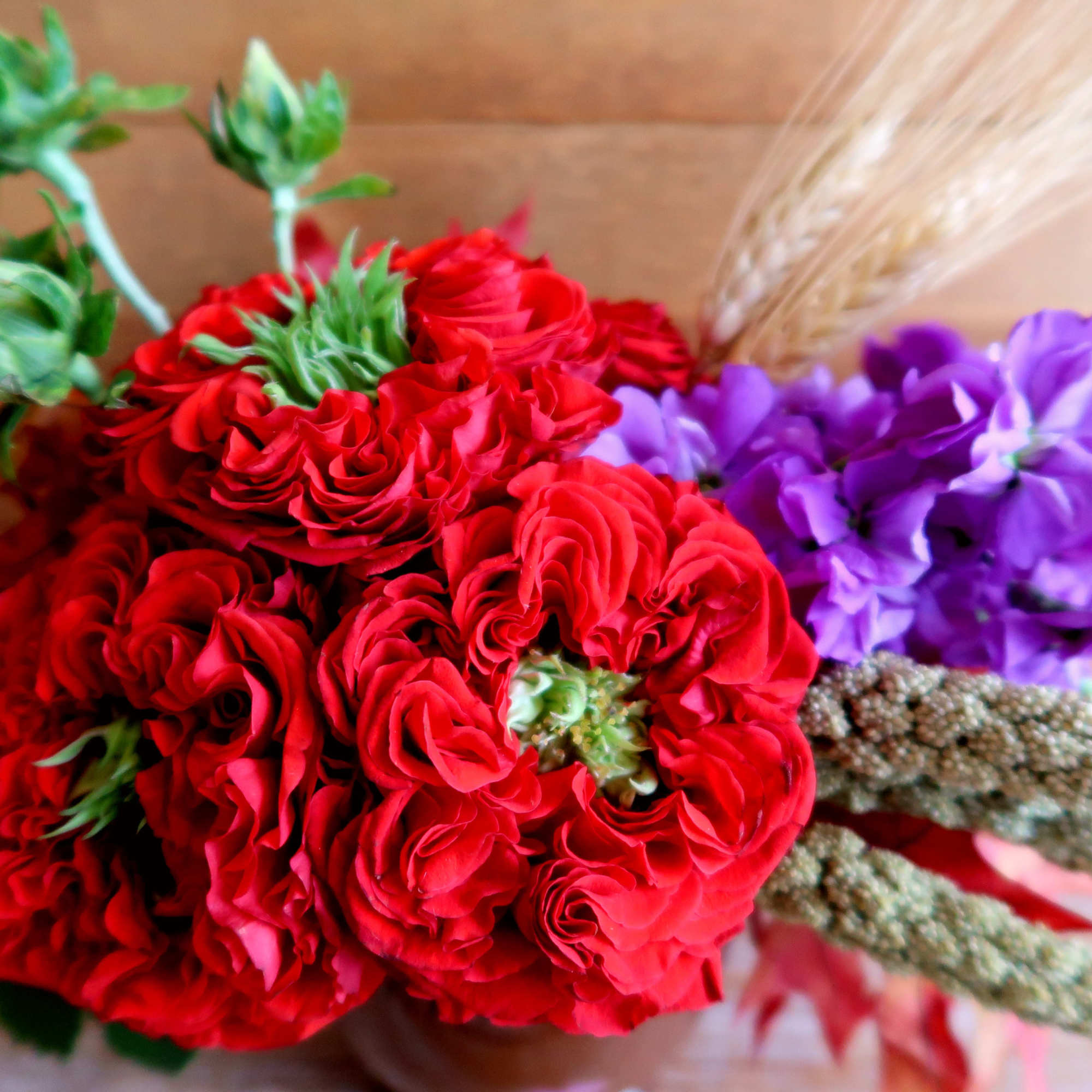 Say hello to fall with our Autumn Collection

*Flower's may vary due to
