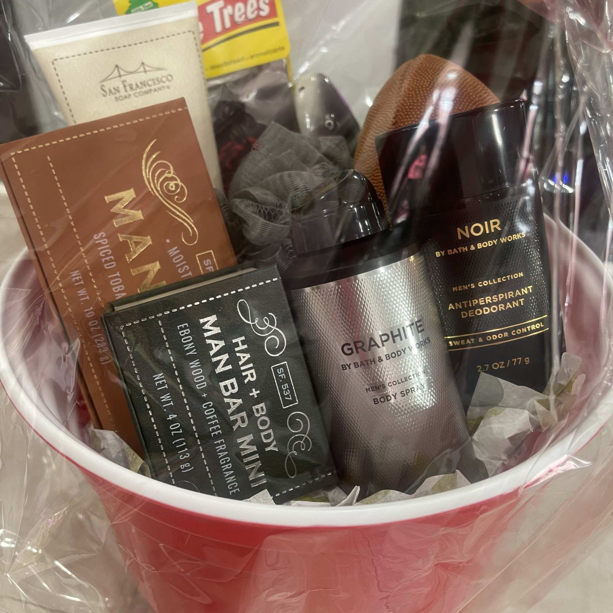 Bold, practical, and ready to celebrate-this men's gift set is presented in