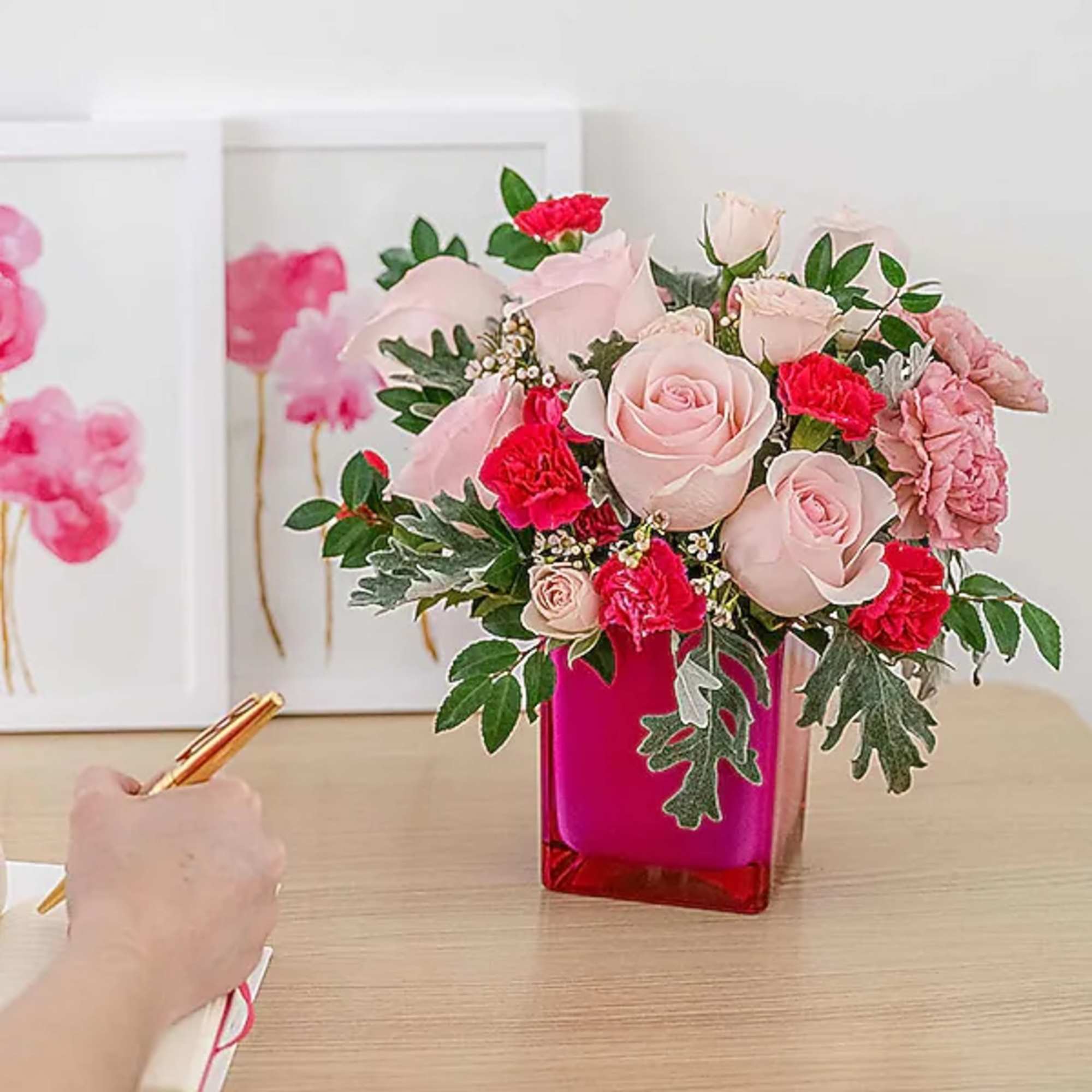 Pinktastic! Pour on the feminine charm with this gorgeous glass cube brimming