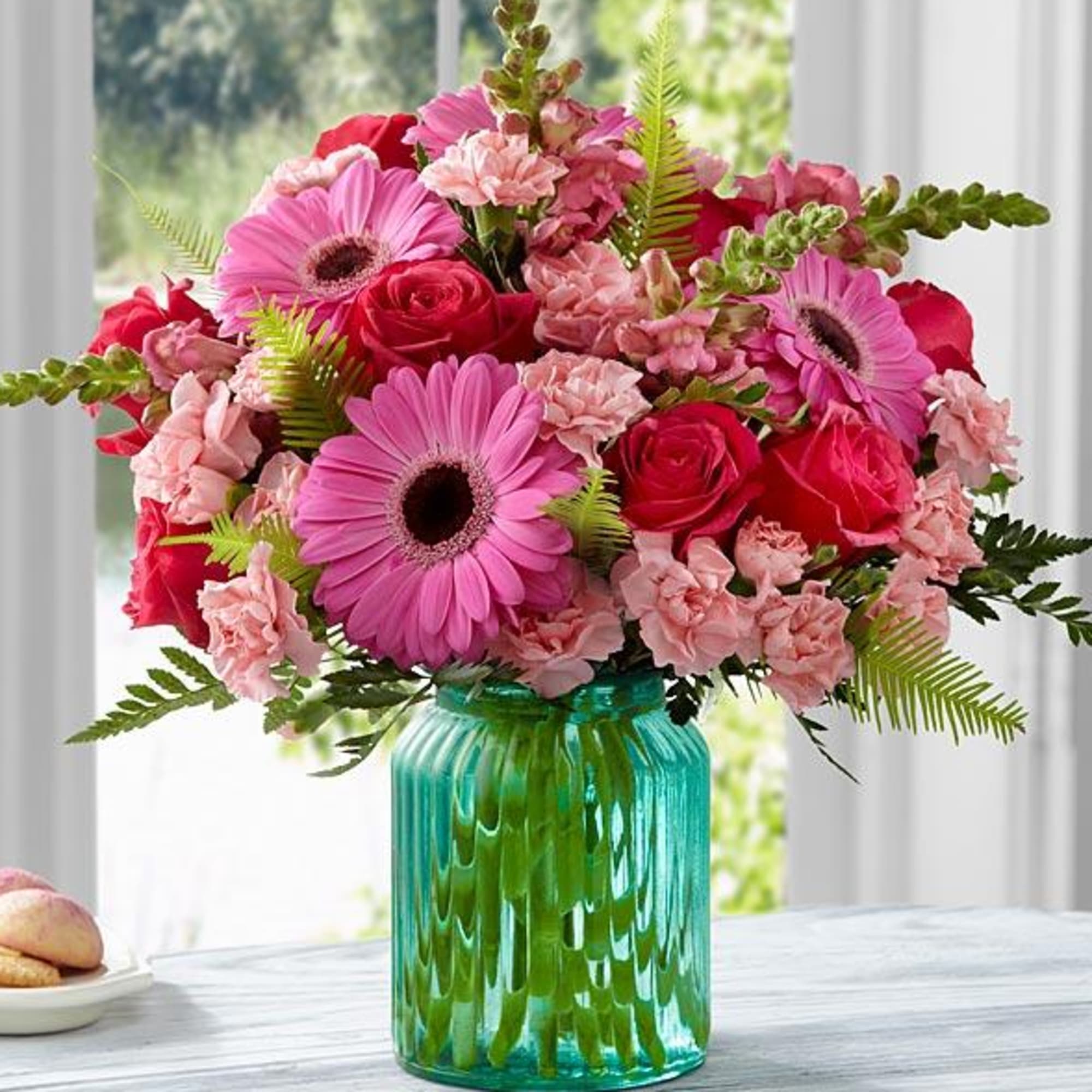 We proudly present the Better Homes and Gardens&reg; Gifts from the Garden&trade;
