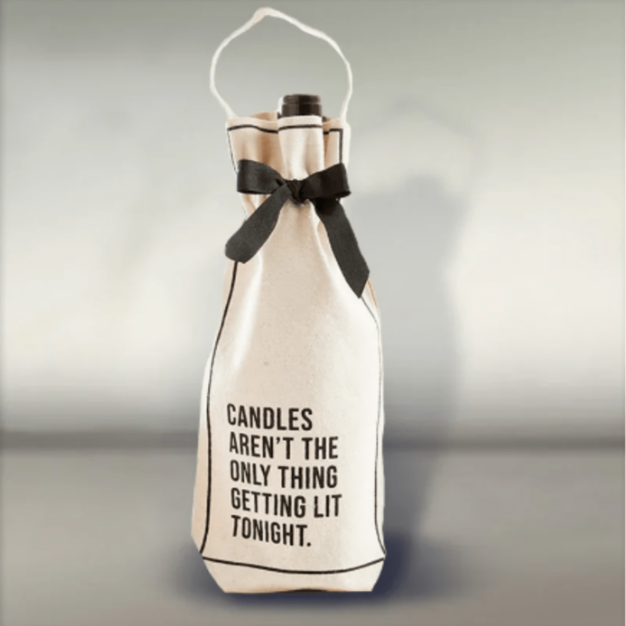 Dress up your favorite bottle of wine with these canvas wine bags!