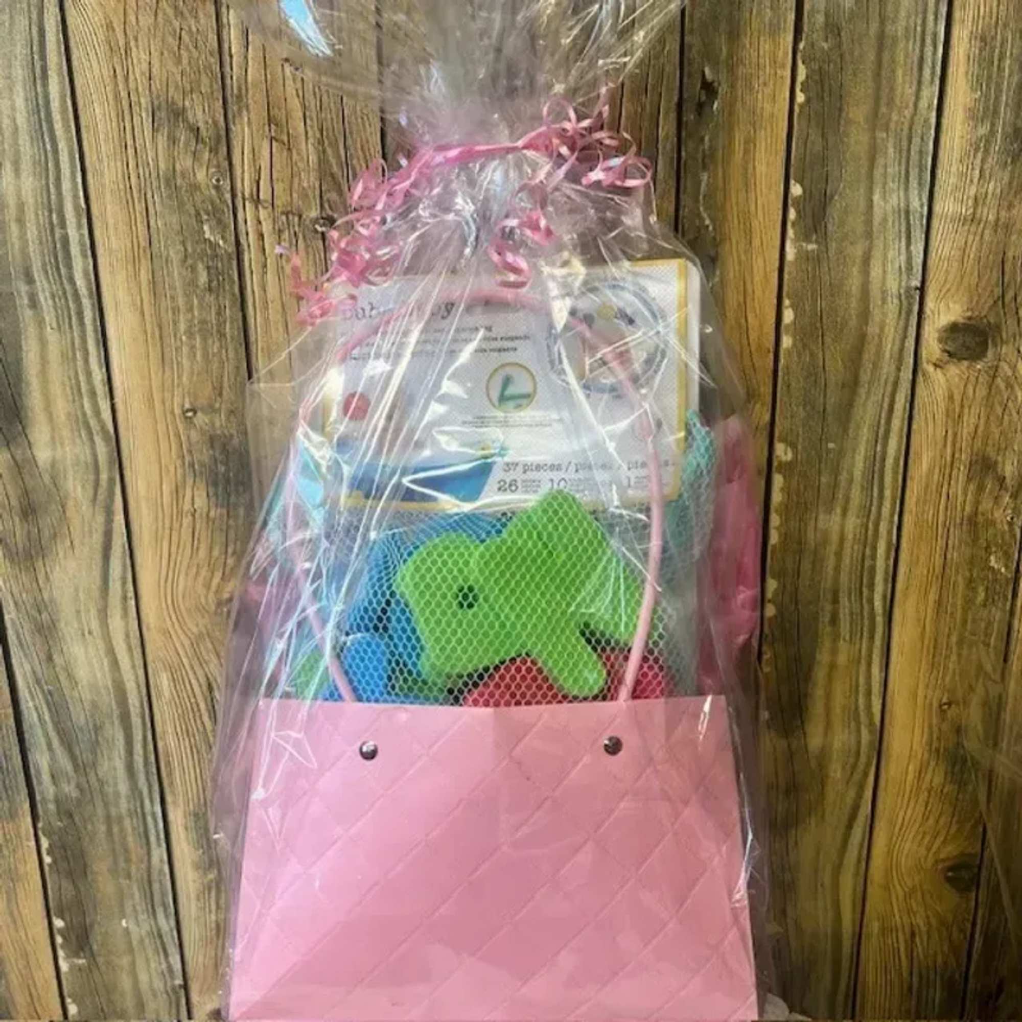Precious Moment Bath Set Includes:

Precious moment  Piglet hooded towel, Precious moment