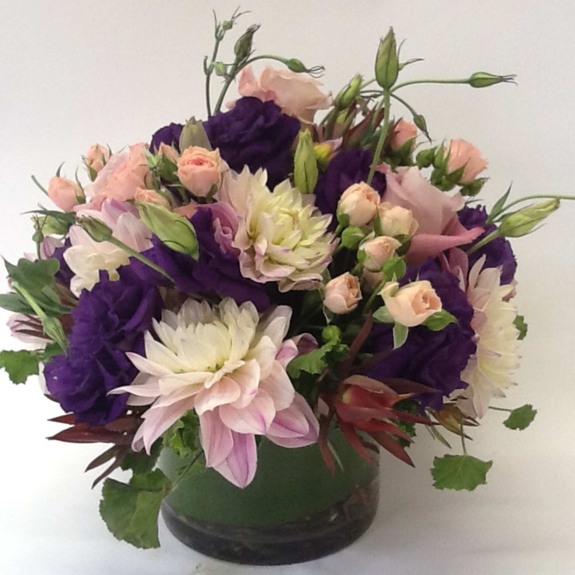 Light Pink Dahlia and Purple Lisiantus ,pink baby roses I n clear