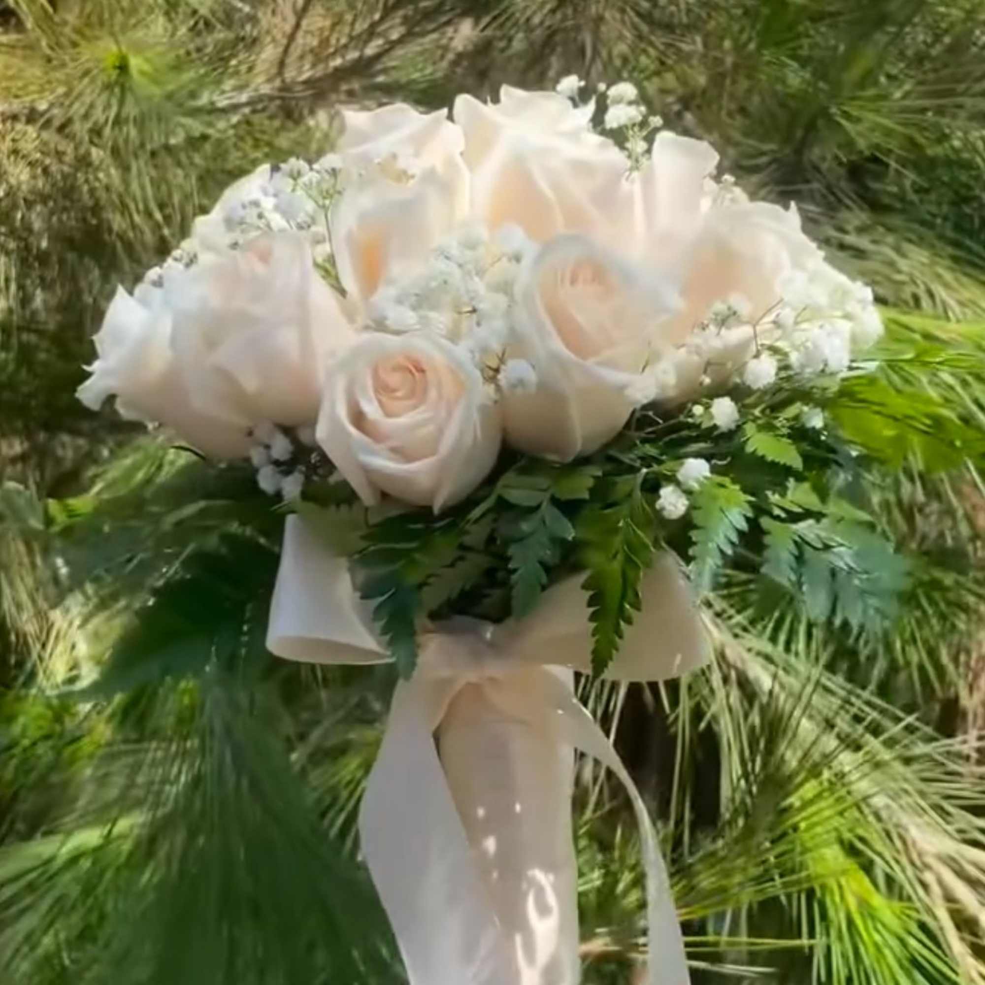 Medium  Rose Bouquet &ndash; Perfect for Homecoming &amp; Prom
Make your special