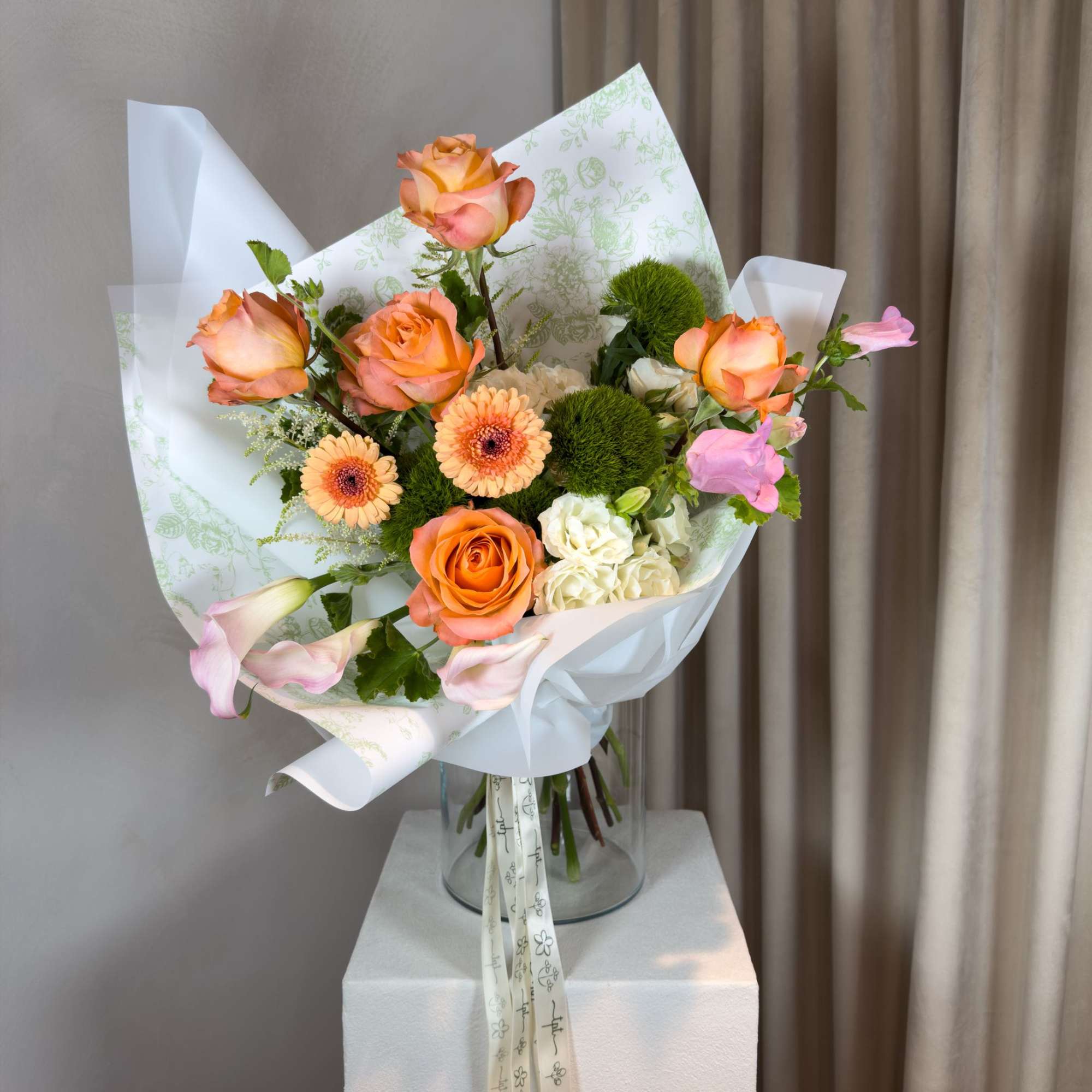 Maeum (마음) - a bouquet guided by feeling and intuition.

- Each arrangement, photo 5 of 6