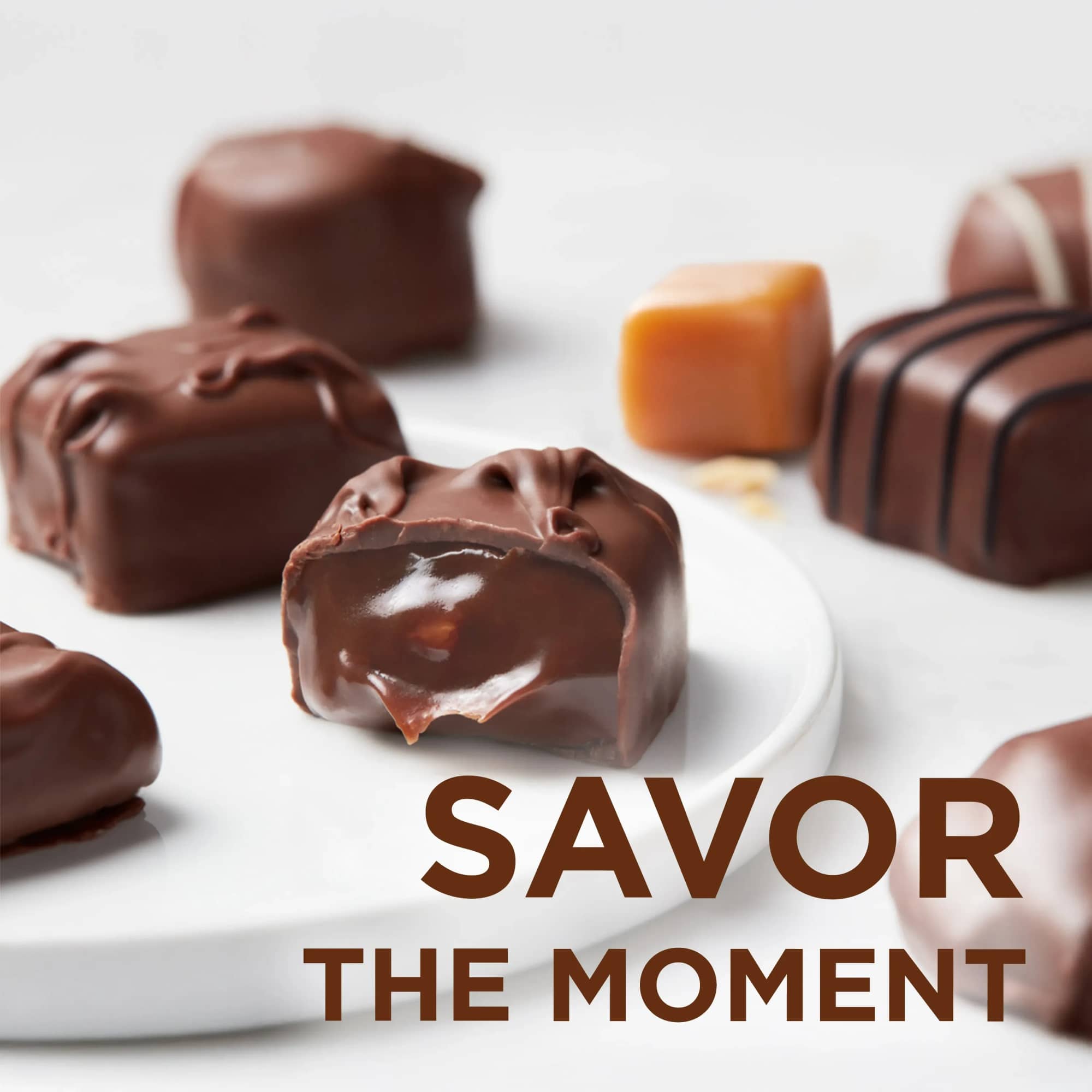 This 9.4-ounce assorted milk chocolate candy box contains a variety of pieces