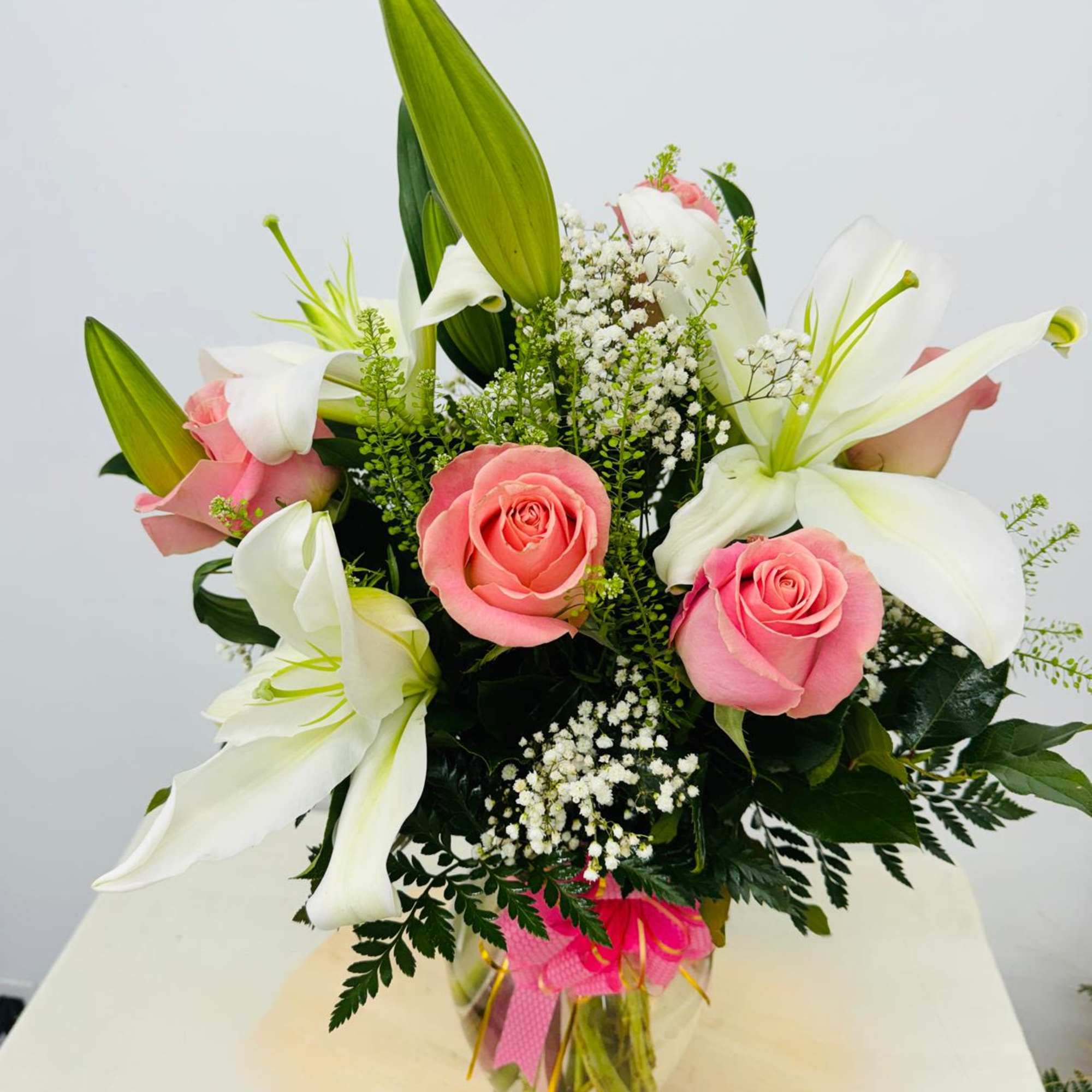 Send the relaxing beauty of our Pink Cloud. Beautifully scented Casa Blanca
