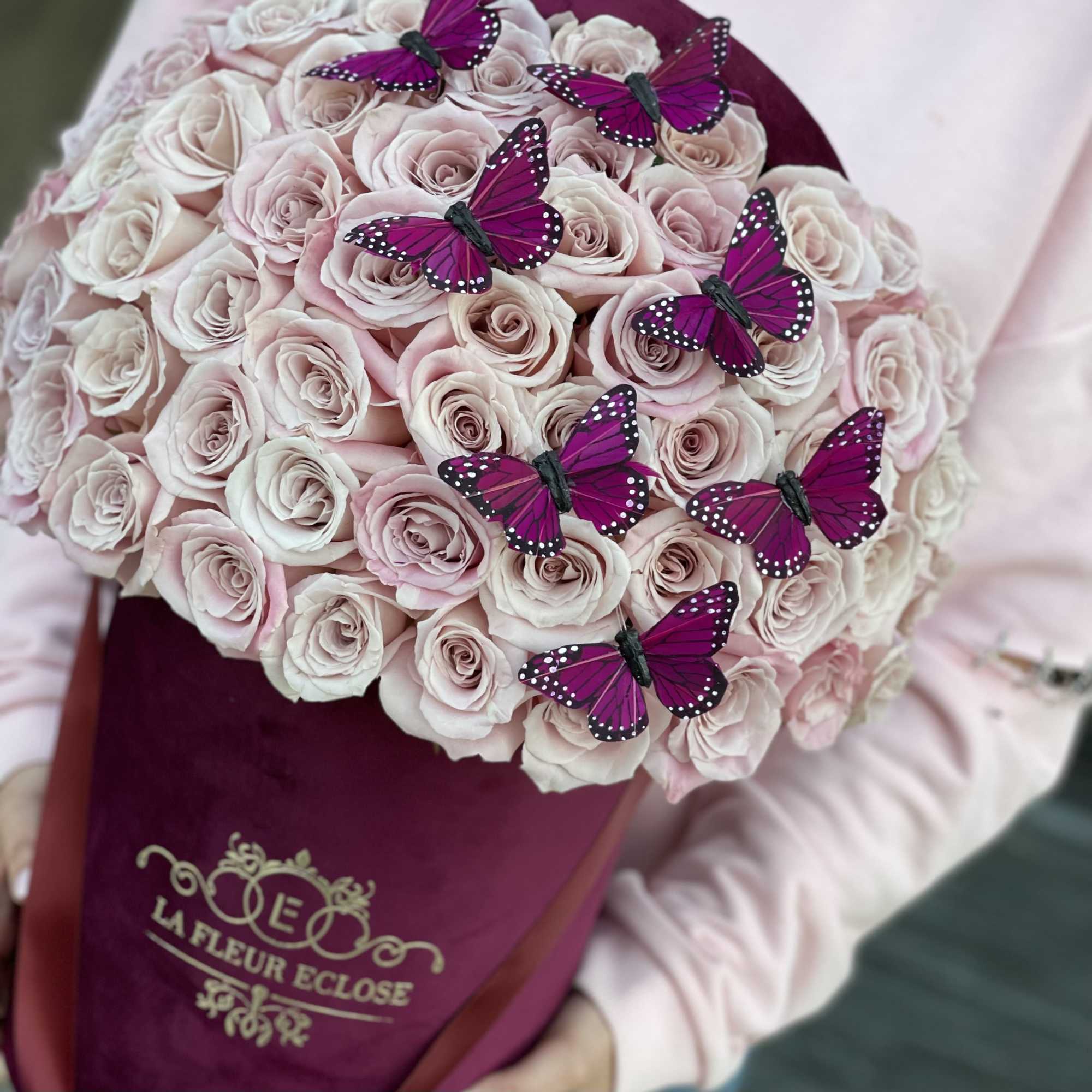 Standard 50 faith roses in our burgundy signature box
Deluxe 75 faith roses, photo 2 of 2
