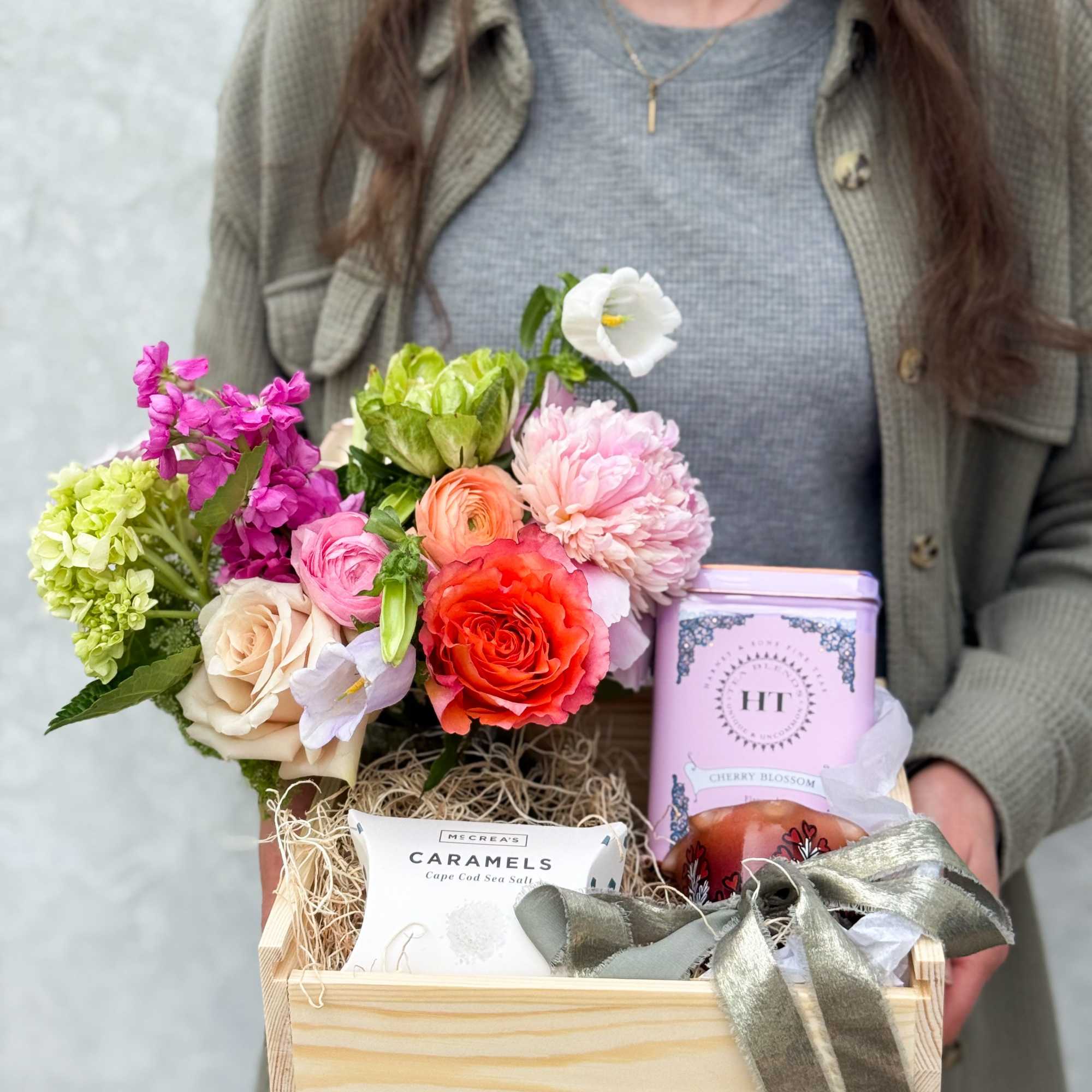 A beautiful way to show your love, this thoughtfully curated gift box