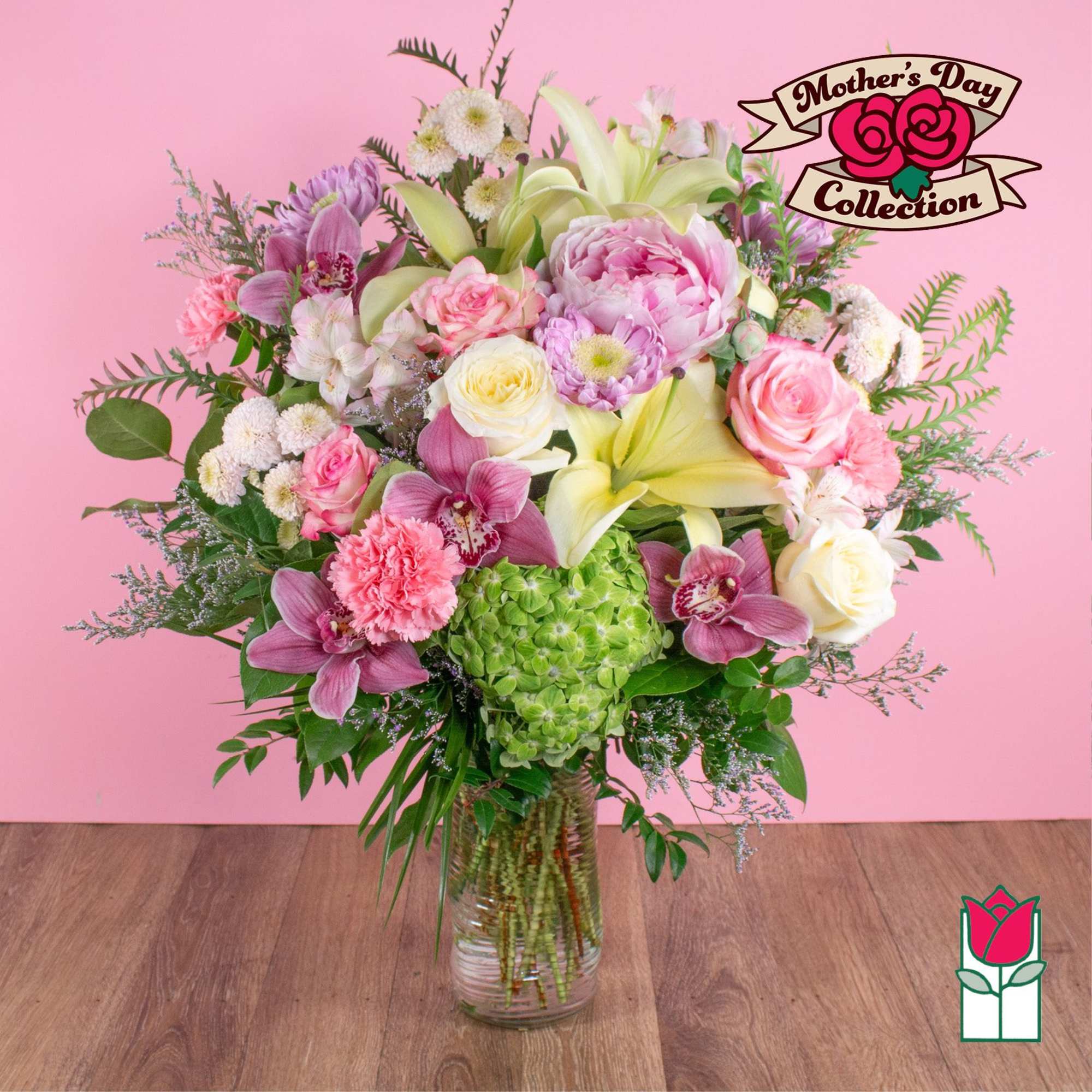 The Beretania Florist Luminous bouquet is a stunning floral with a luxurious