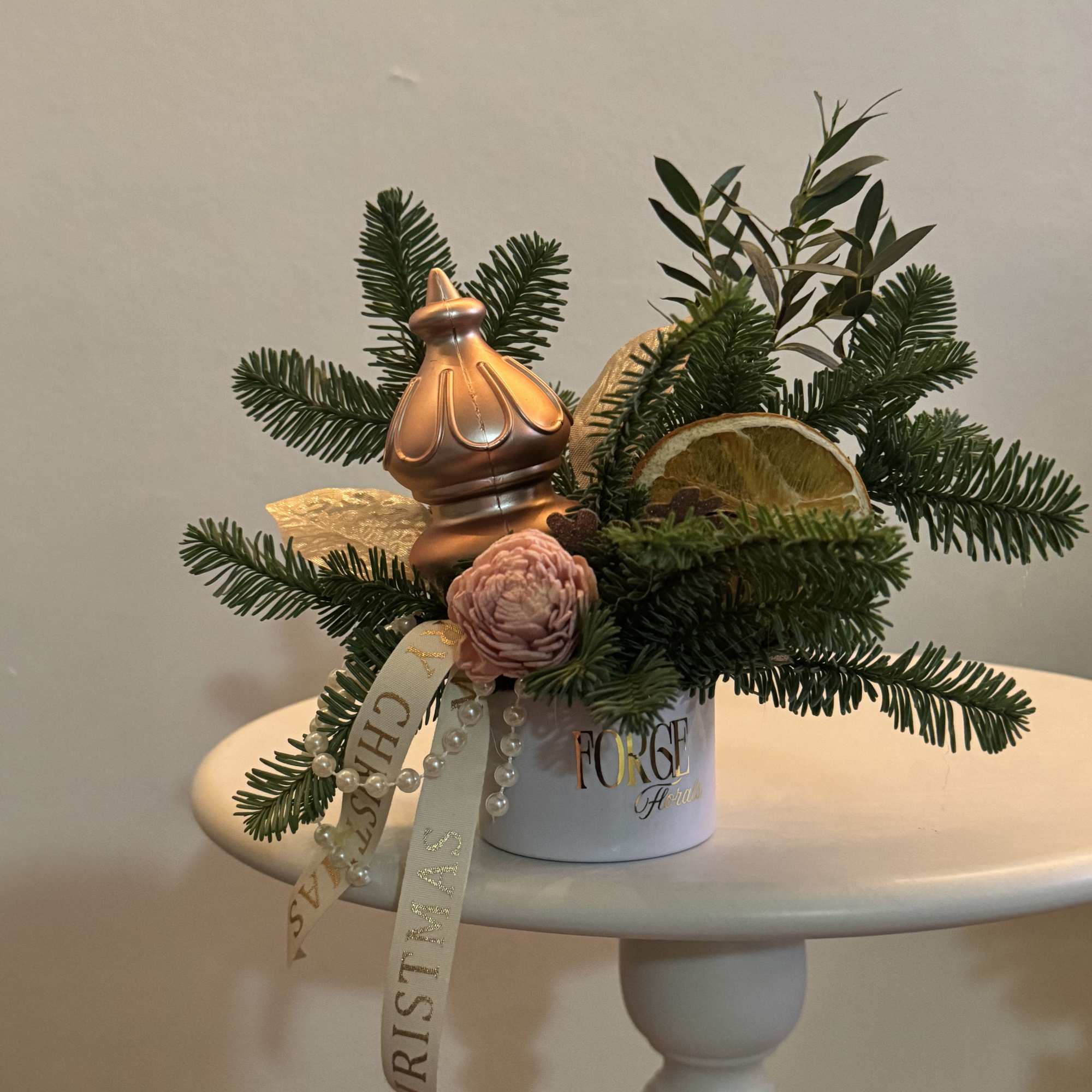 A tiny Christmas forest for your home 

Set of two mini arrangements
