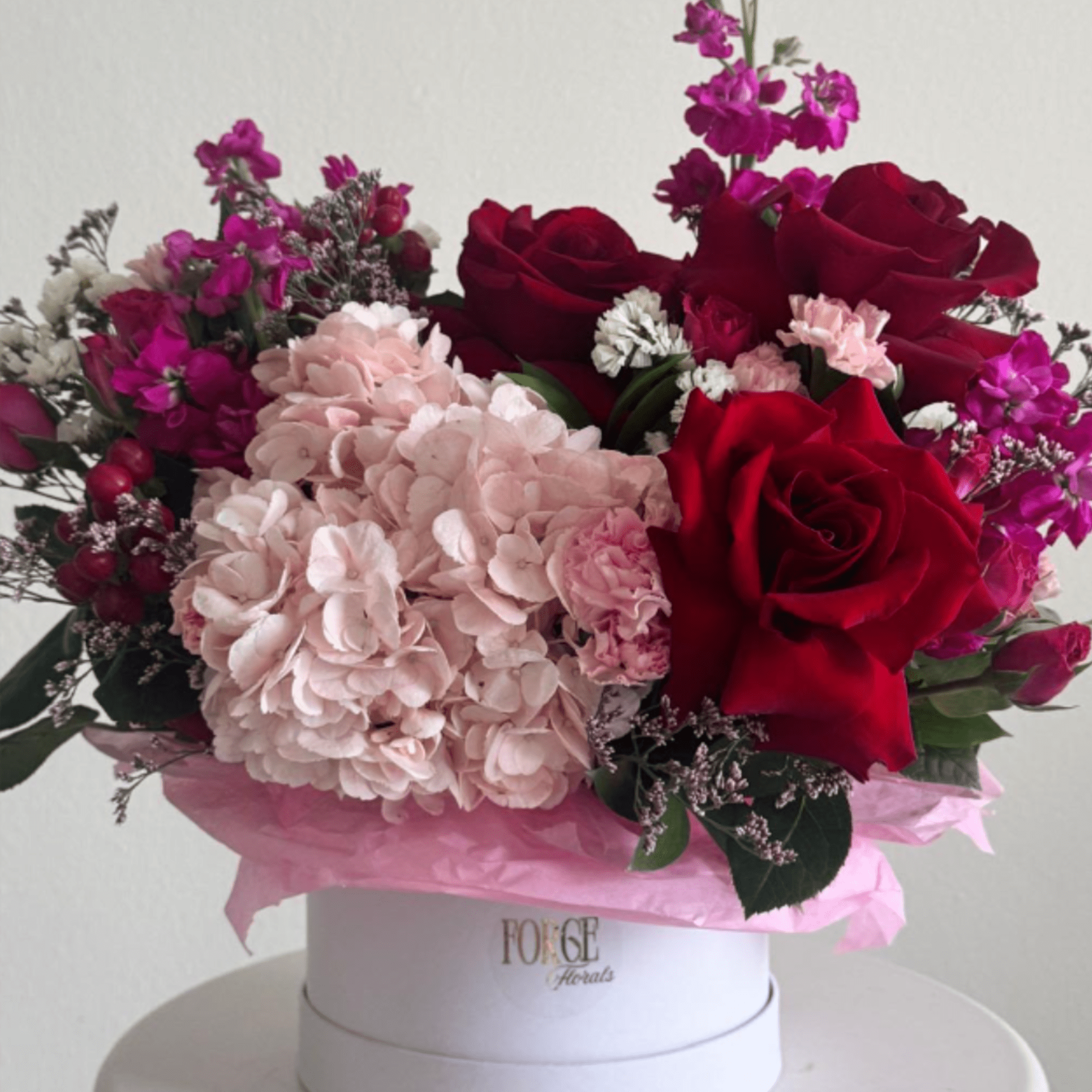 mix of red,light pink and hot pink flowers. Can never go wrong, photo 3 of 3