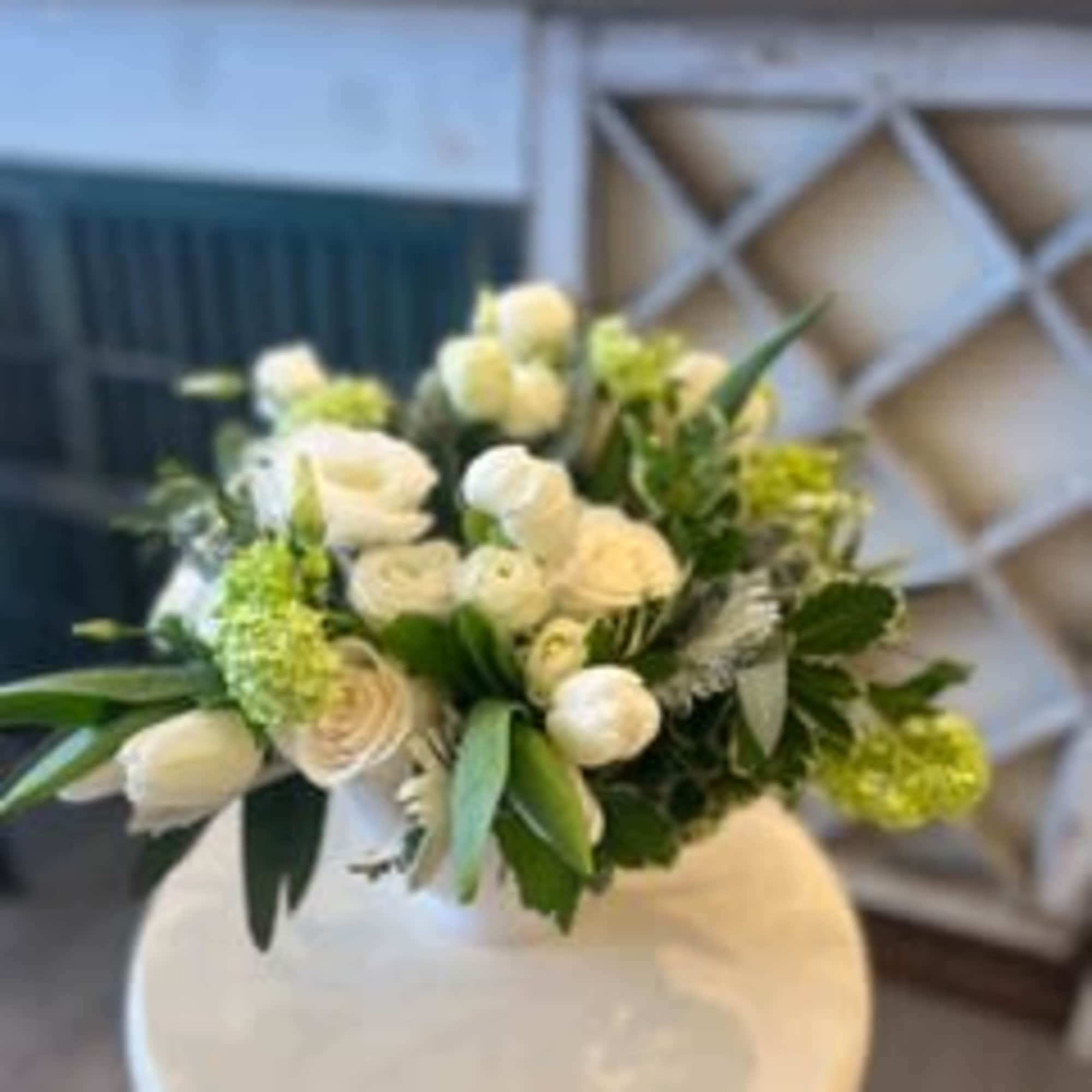 Whites and greens will always be chic  - and this collection, photo 3 of 3