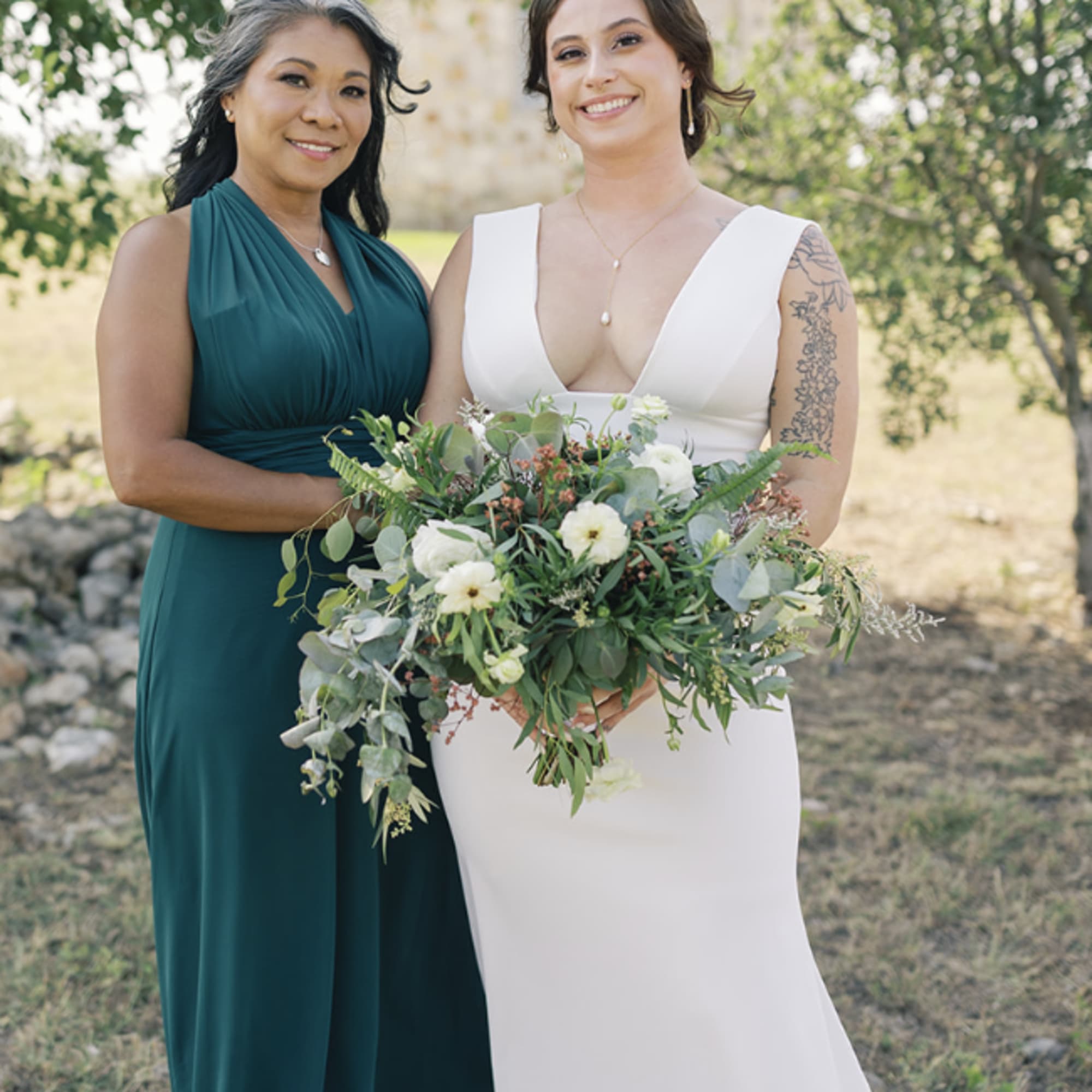 Custom Bridal Bouquet Collection
Choose the perfect style for your wedding day with