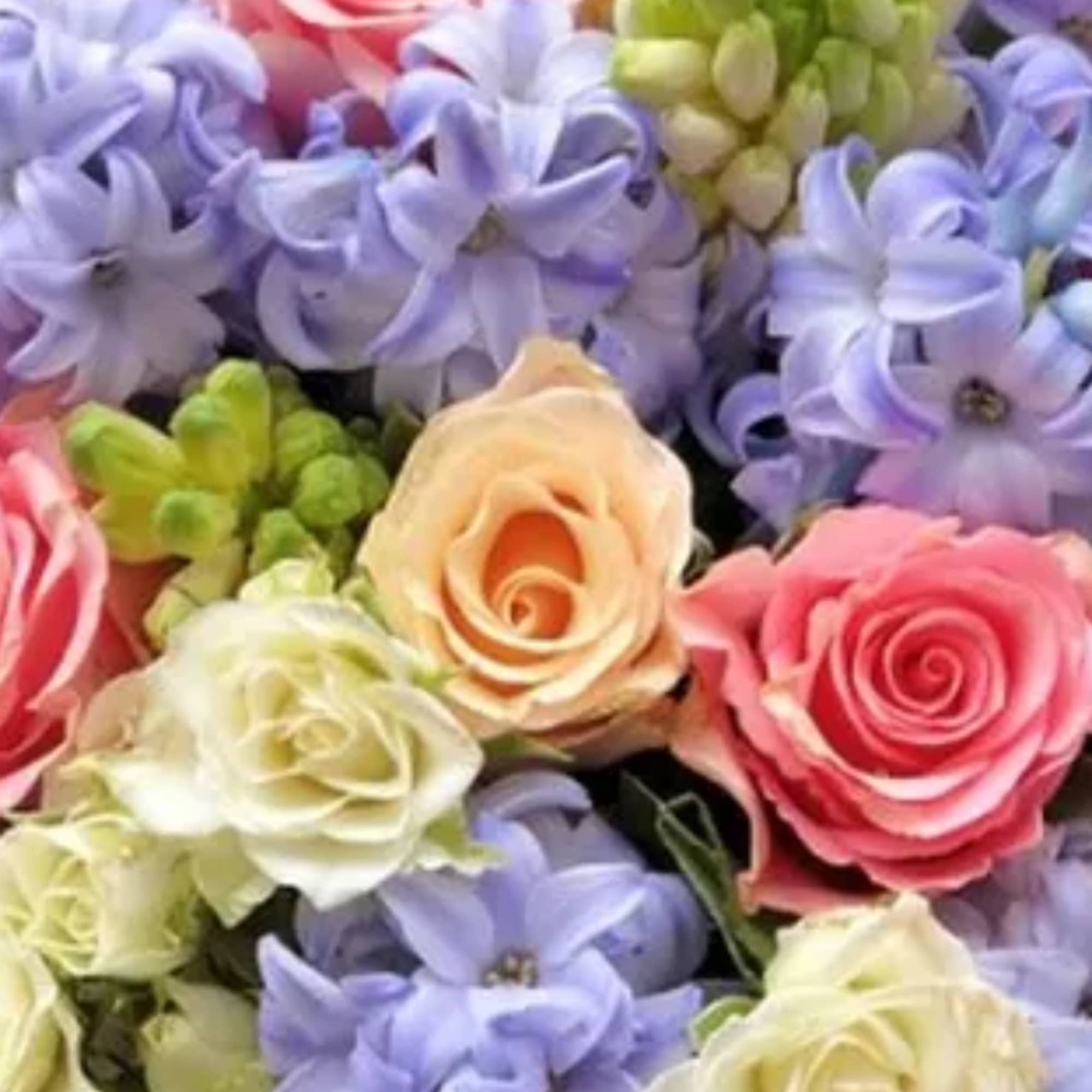 Premium and freshest flowers to make someone smile., photo 4 of 4