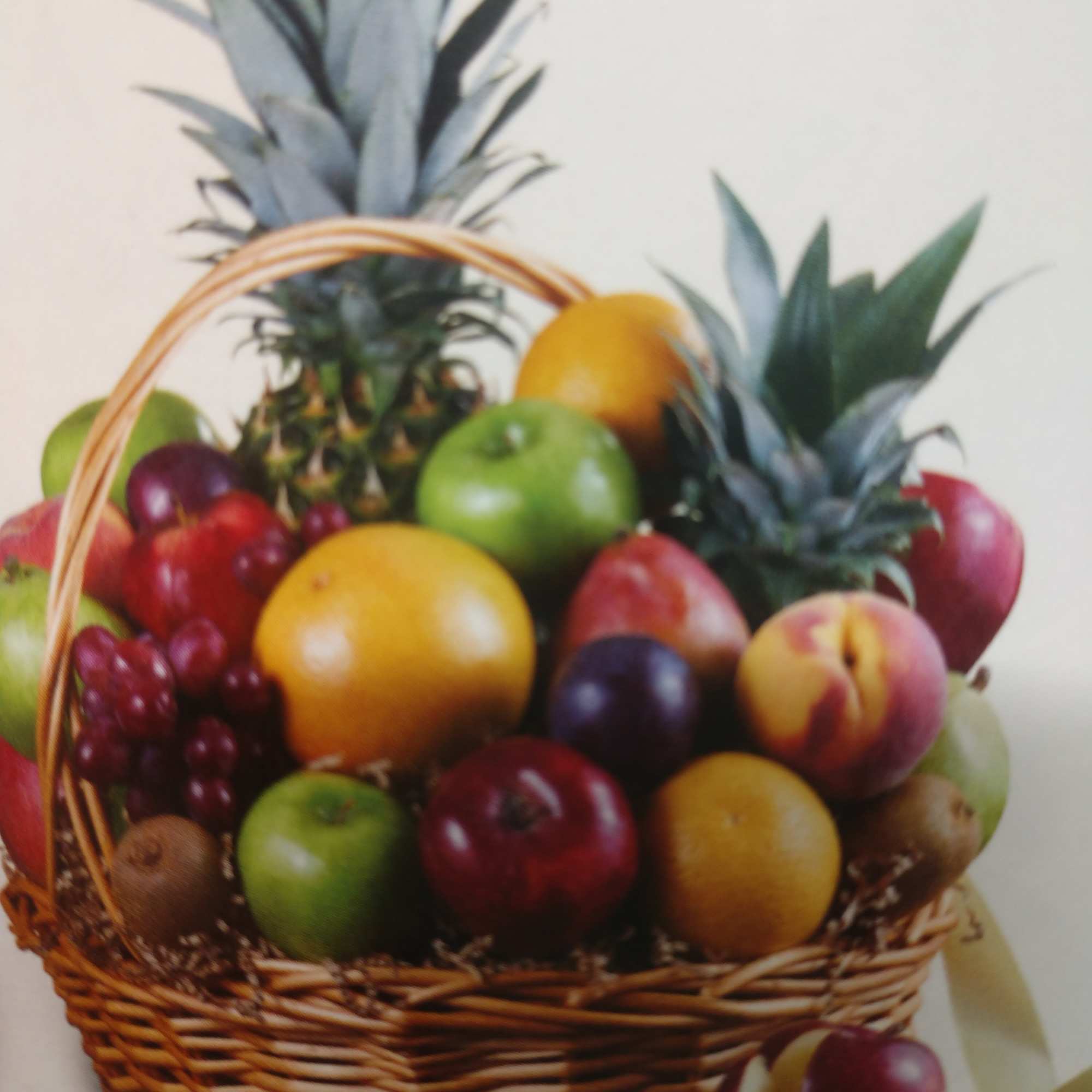 Product ID: 91495

Delightfully deluxe -- that's our abundant basket of fresh fruit, photo 2 of 2