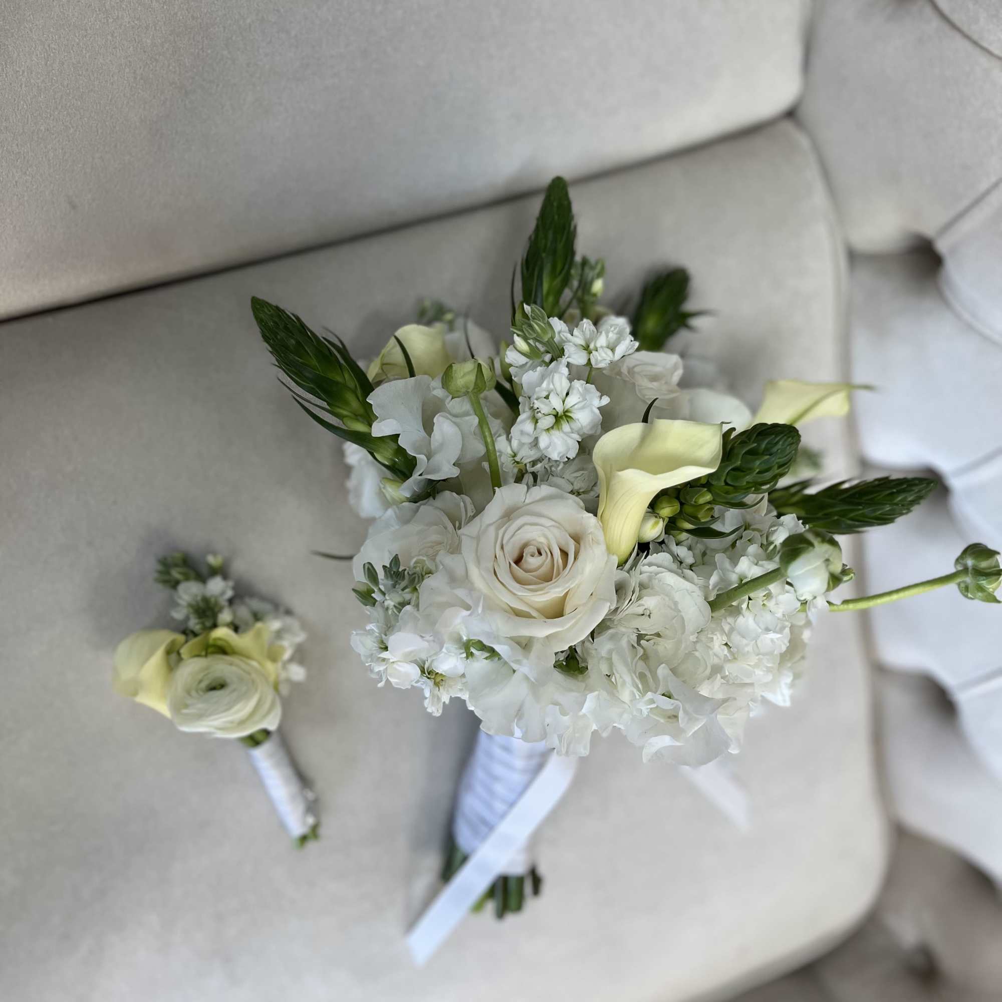 White and Green Bridal Bouquet with Boutonniere&rdquo;. Our elegant white and green, photo 3 of 4