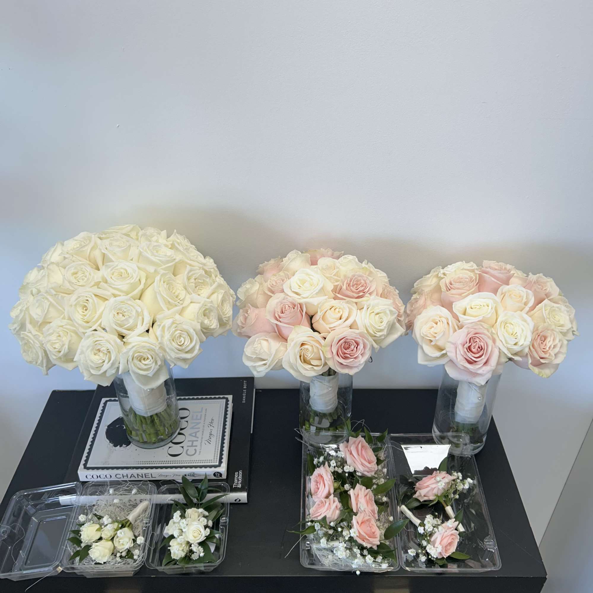 Make your wedding day unforgettable with a custom bridal bouquet designed to