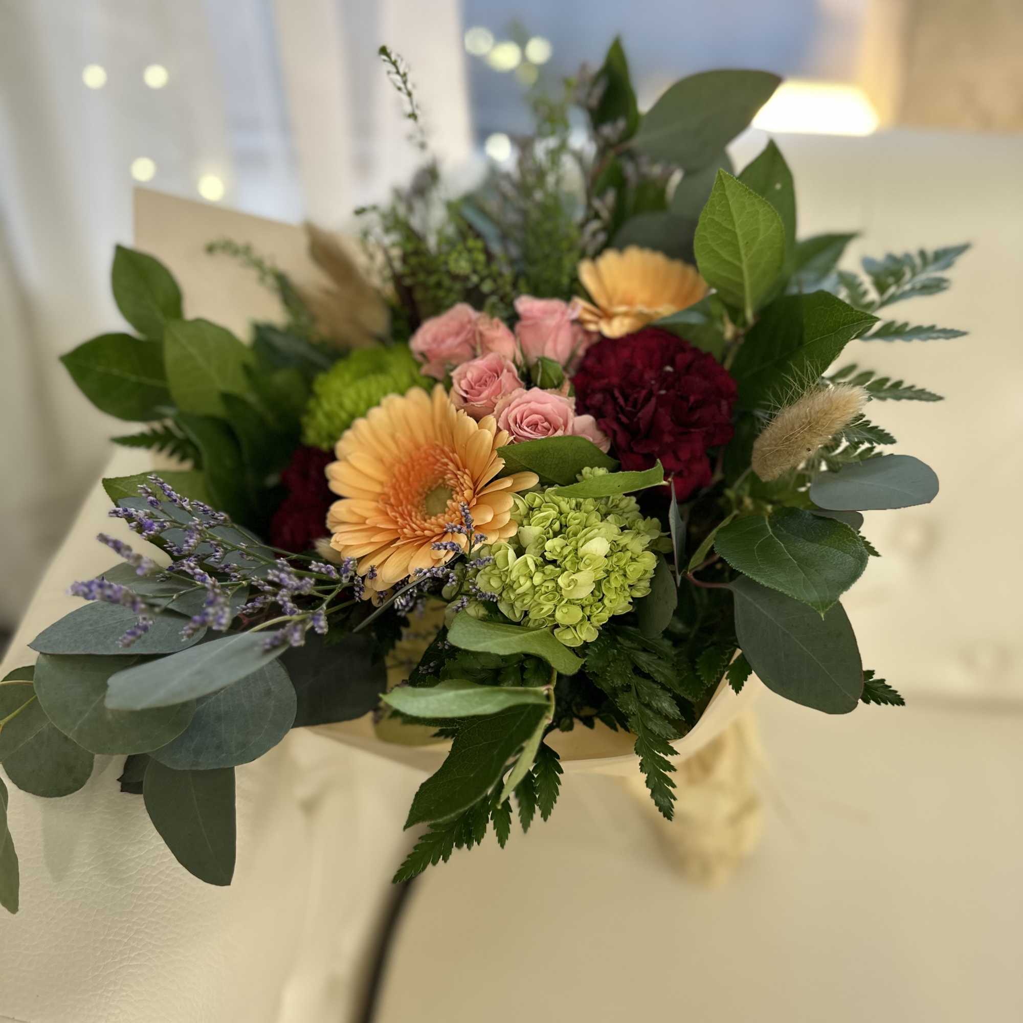 Looking for a beautiful and budget-friendly bouquet on the go? Look no