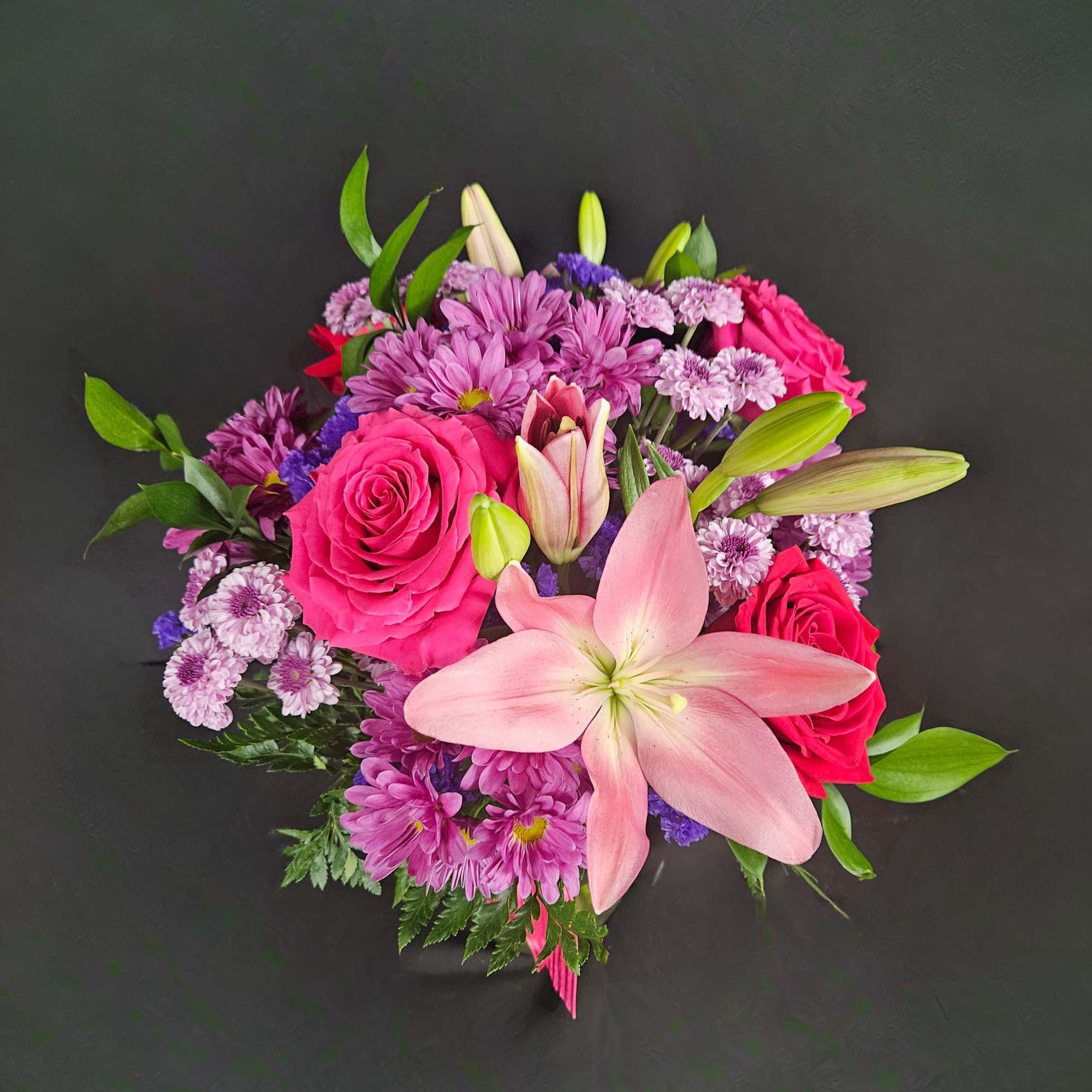 Express your love with a gorgeous bouquet of red and pink roses