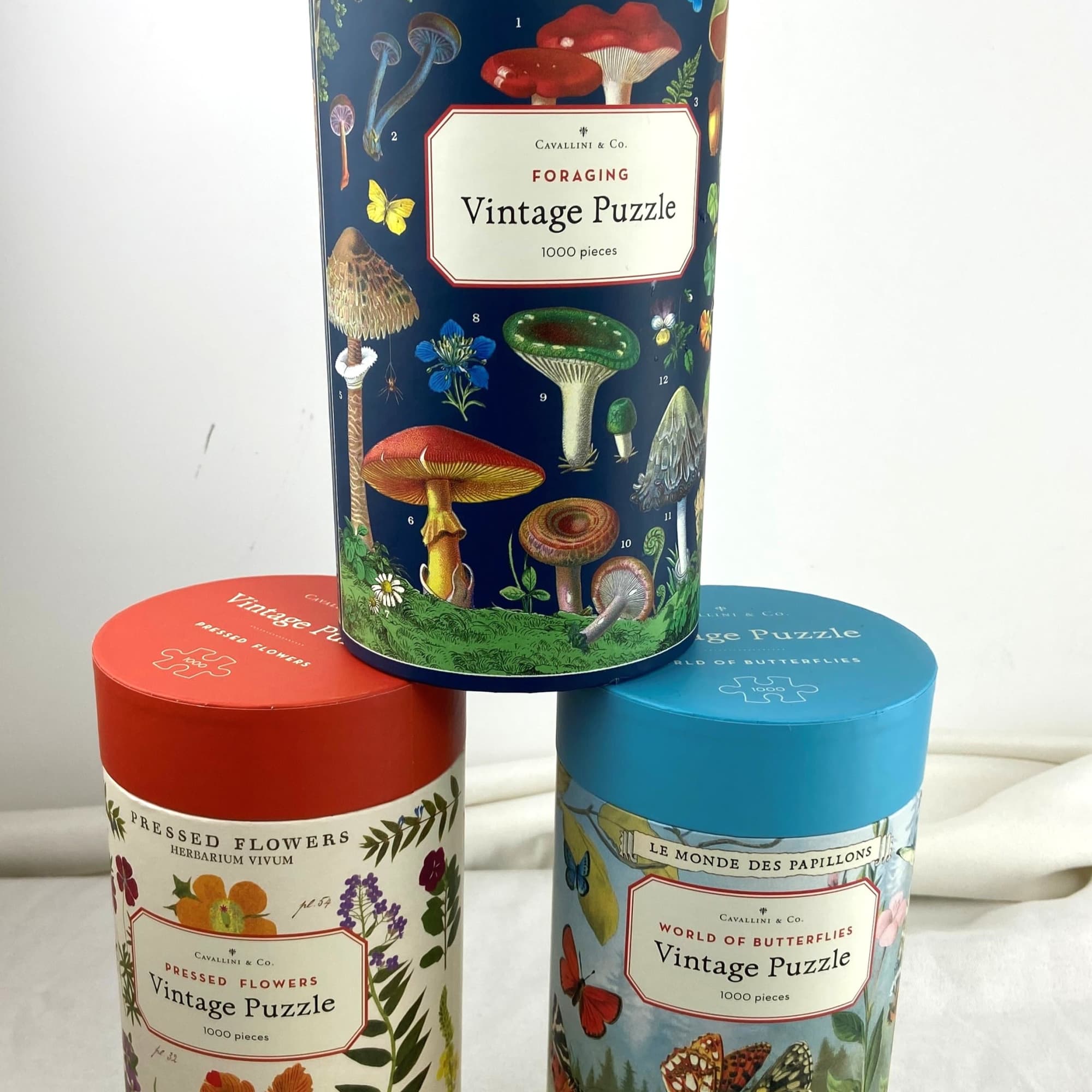1000-piece vintage puzzles
Please leave a note on the order for the puzzle