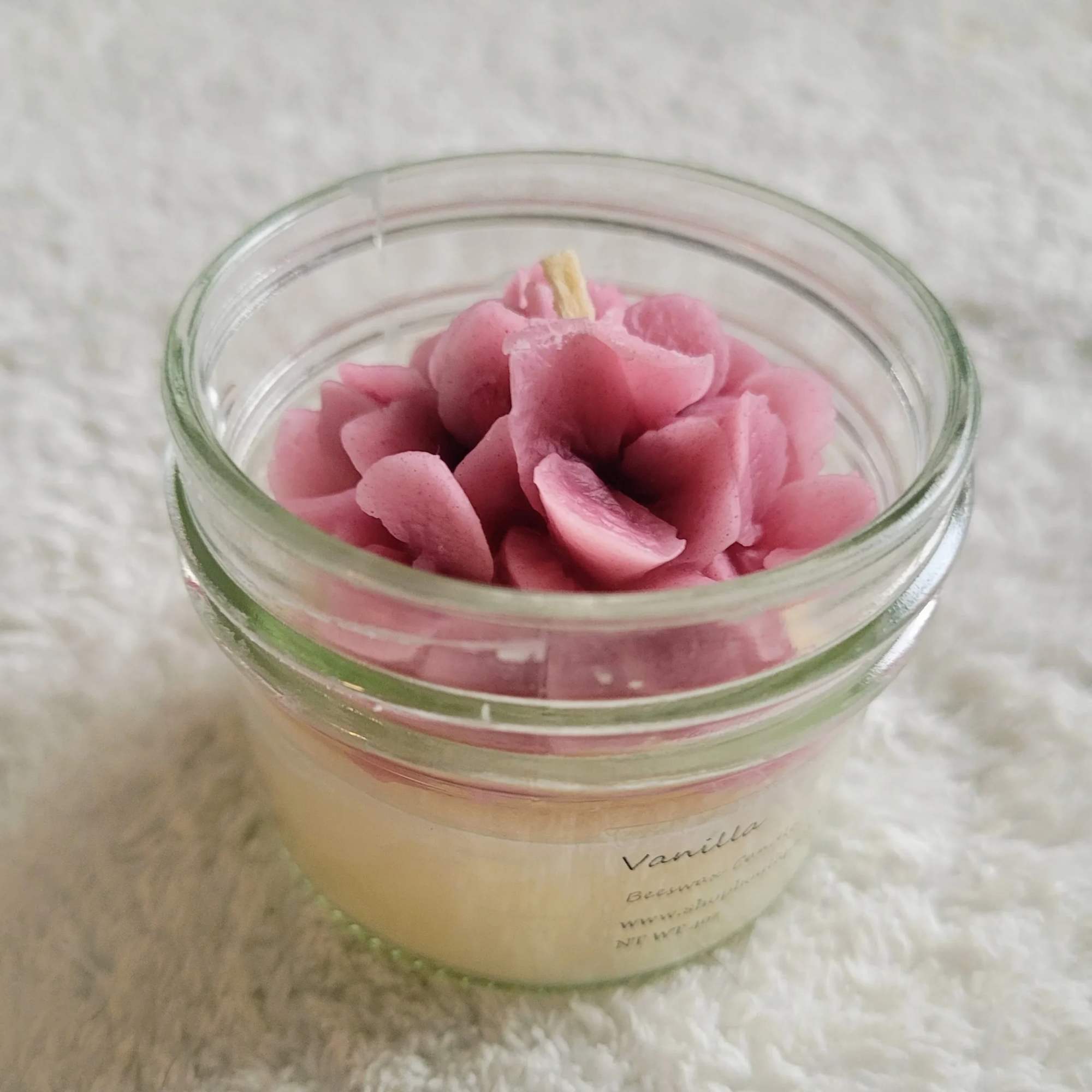 Candle made with all natural beeswax and organic coconut oil. All candles, photo 3 of 4