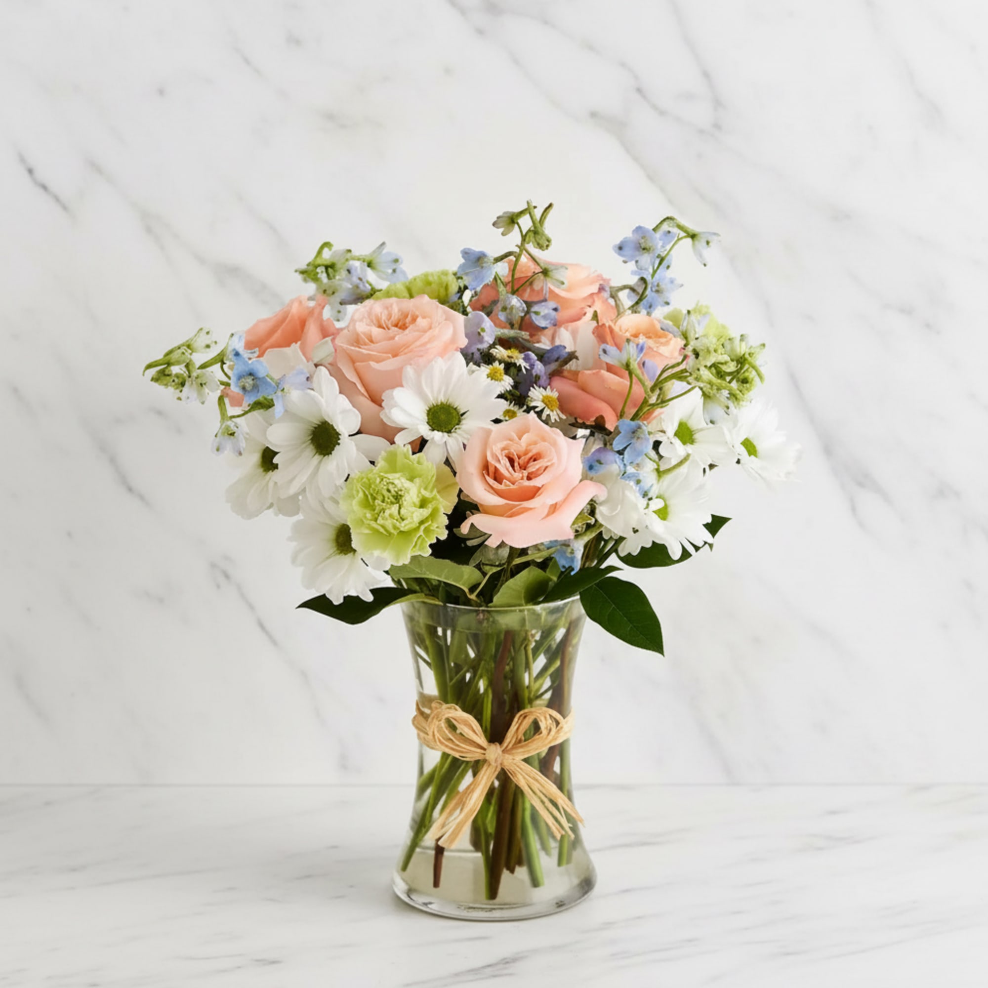 Our beach-inspired bouquet captures the blissful beauty of a seaside retreat. Bunches