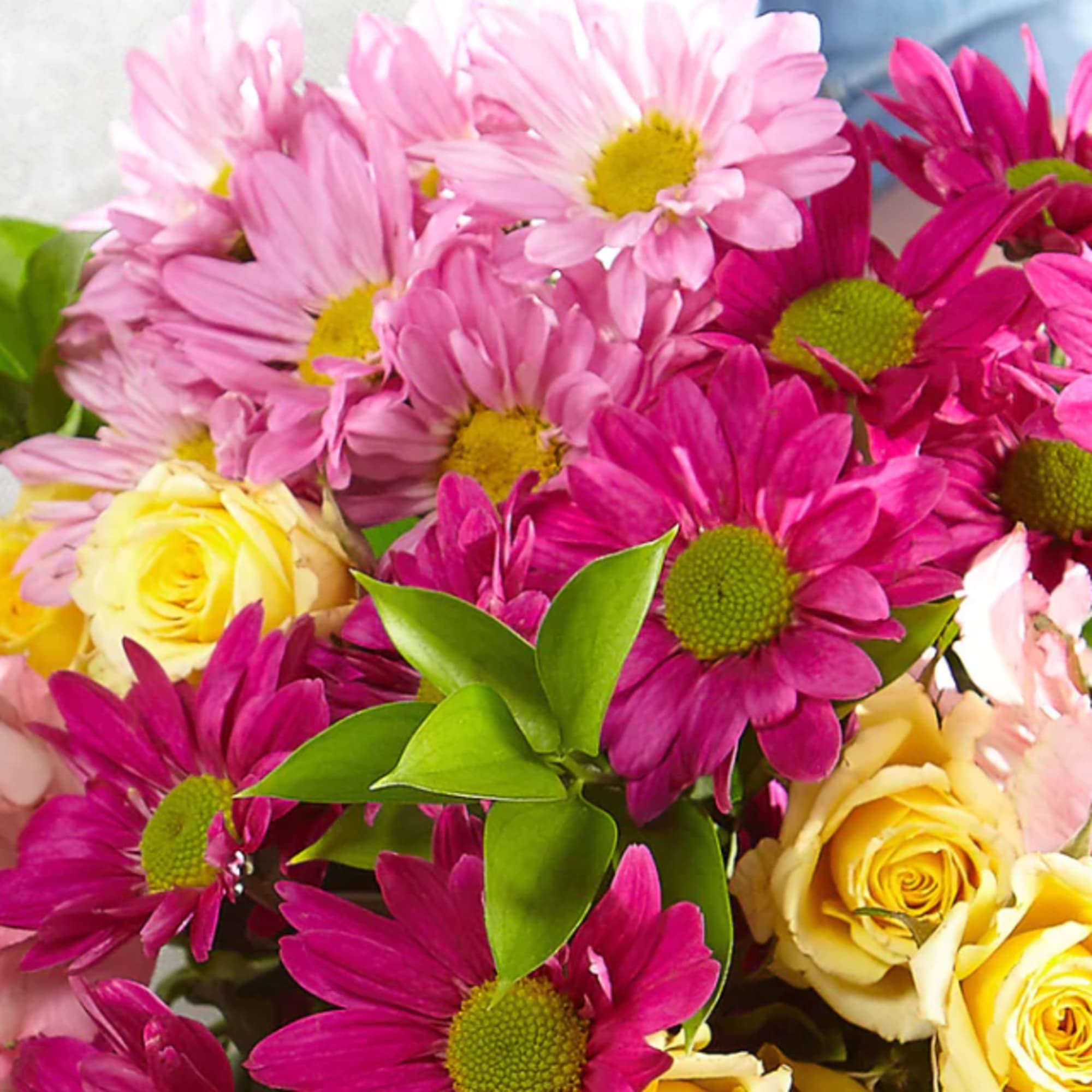 Bouquet of pink daisies and yellow roses