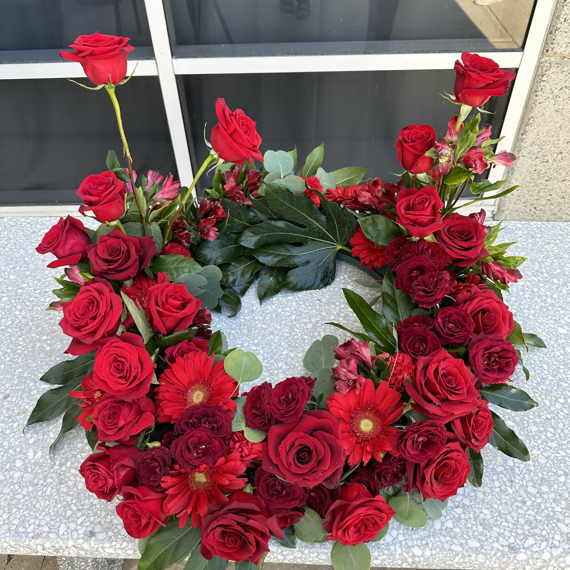 Gorgeous red flowers gerbera daisy, red roses, alstroemerias and carnations , photo 2 of 2