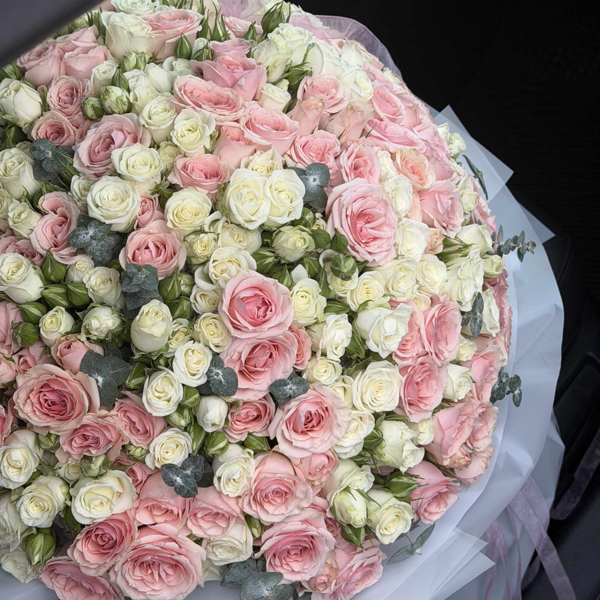 An exquisite expression of elegance, this grand arrangement features a lavish composition, photo 3 of 4
