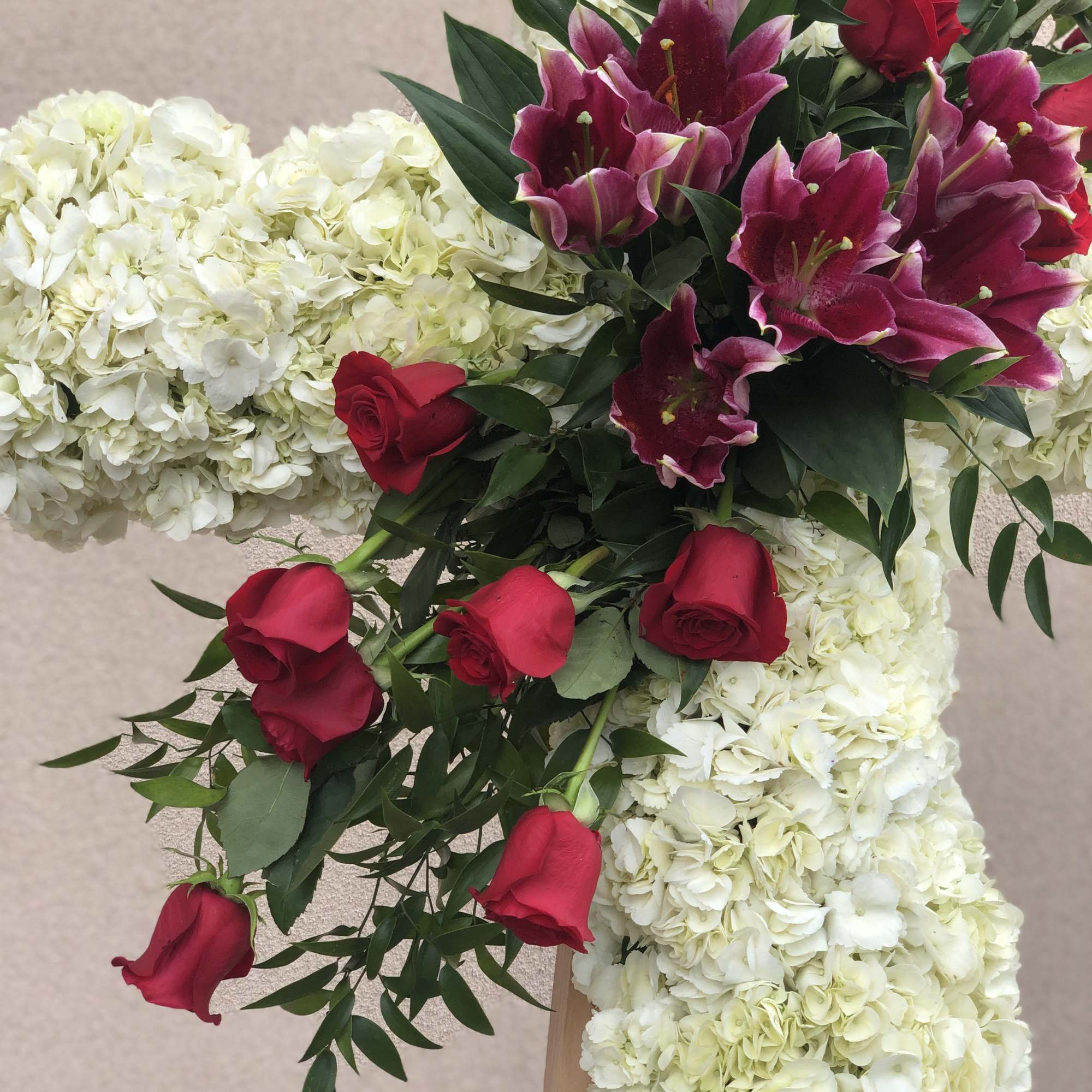 Commemorate fidelity with this standing spray cross of white blossoms adorned with, photo 3 of 3