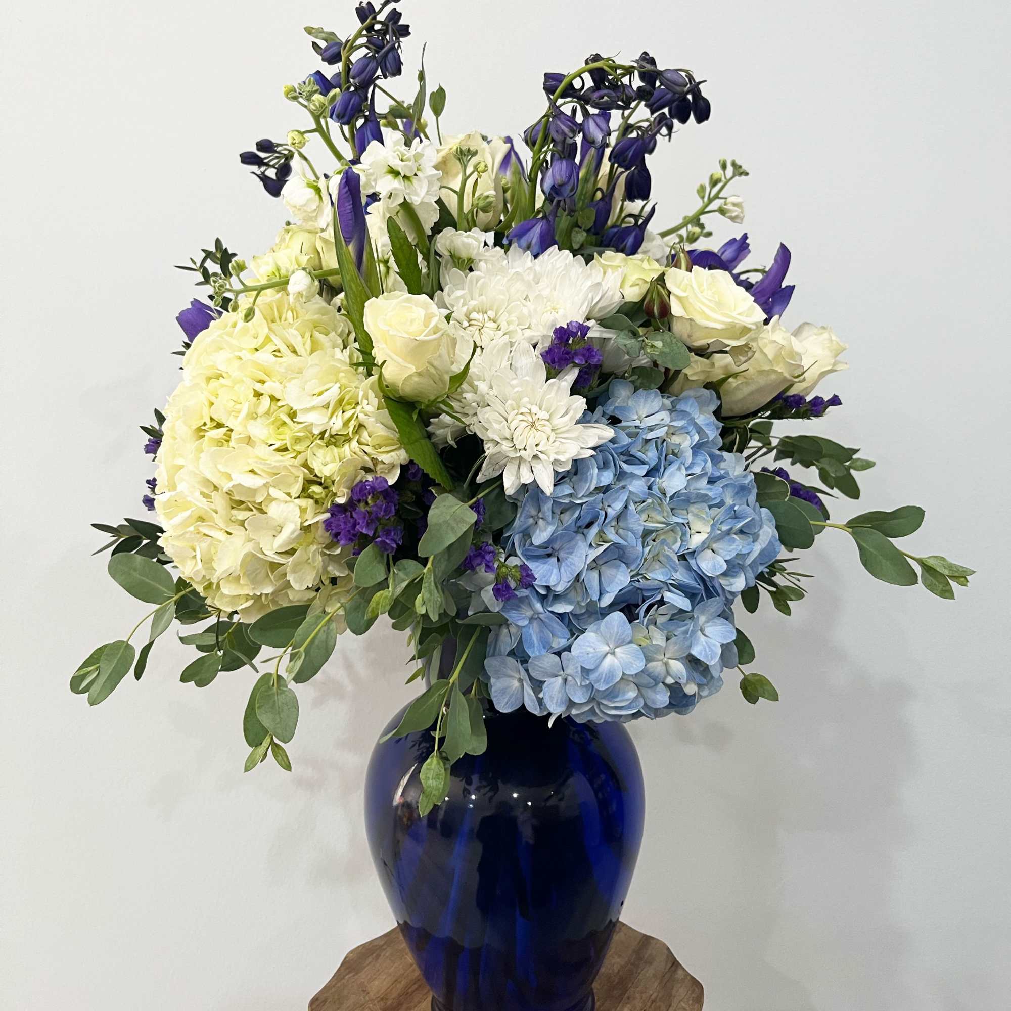 Elevate any space with the timeless beauty of our Royal Elegance Bouquet, photo 2 of 3