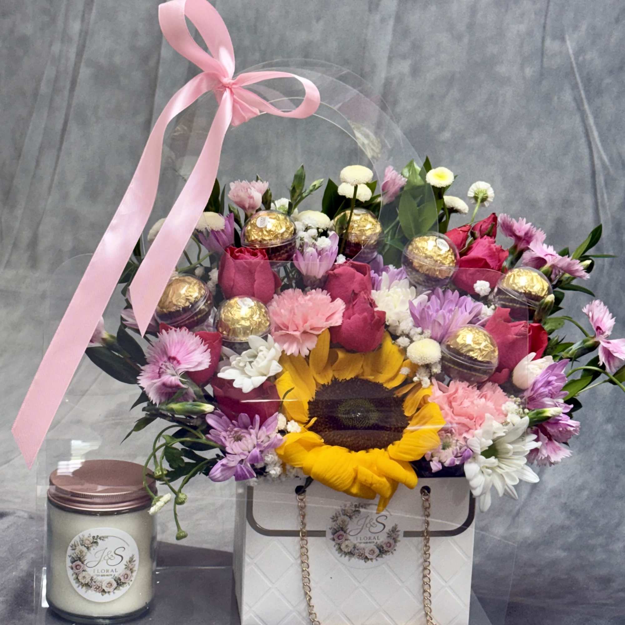 Introducing our cheerful Sweet Flames Bag &mdash; a heartwarming trio featuring a