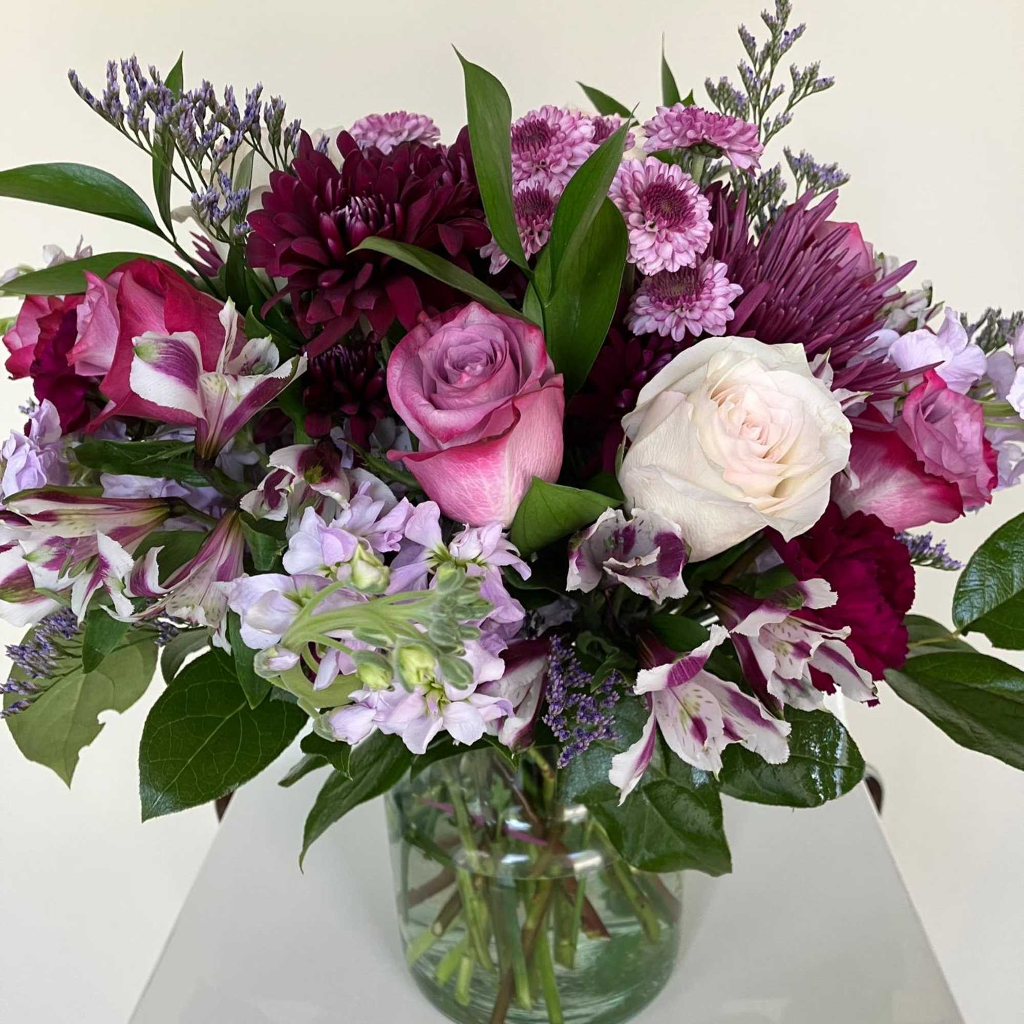 This bouquet isn't just a gift; it's a statement.
The mix of roses