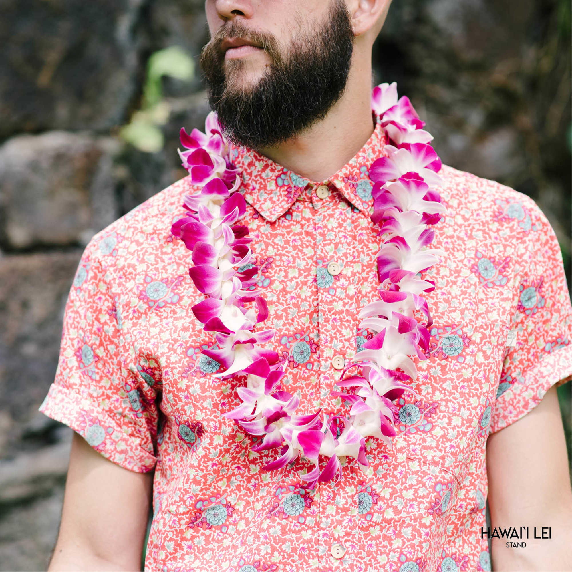 Simple, beautiful &mdash;&nbsp;simply wow &mdash;&nbsp;our single orchid lei is available in a, photo 7 of 9