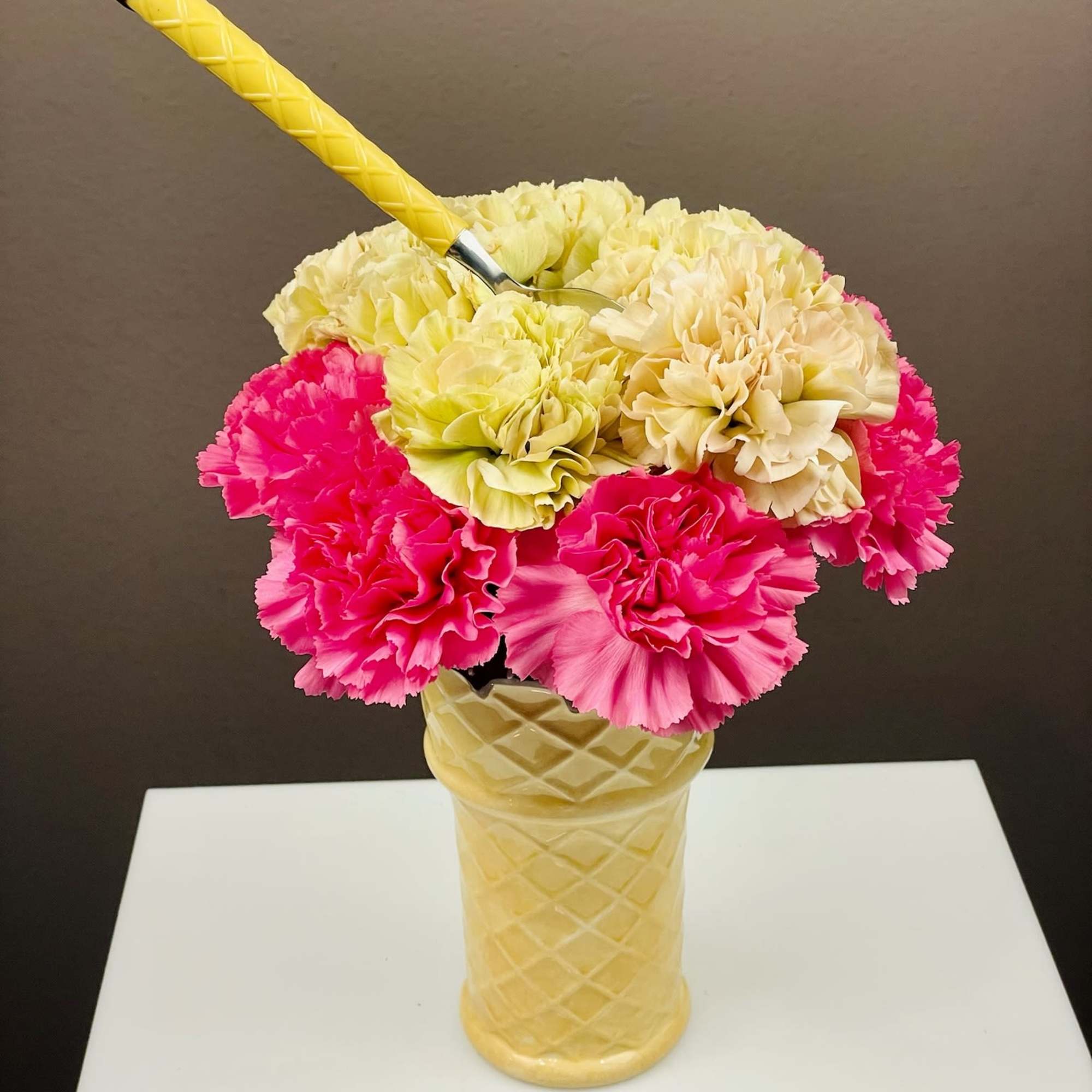 A charming, dessert‑inspired arrangement designed to look like a floral sundae. Carnations, photo 3 of 3