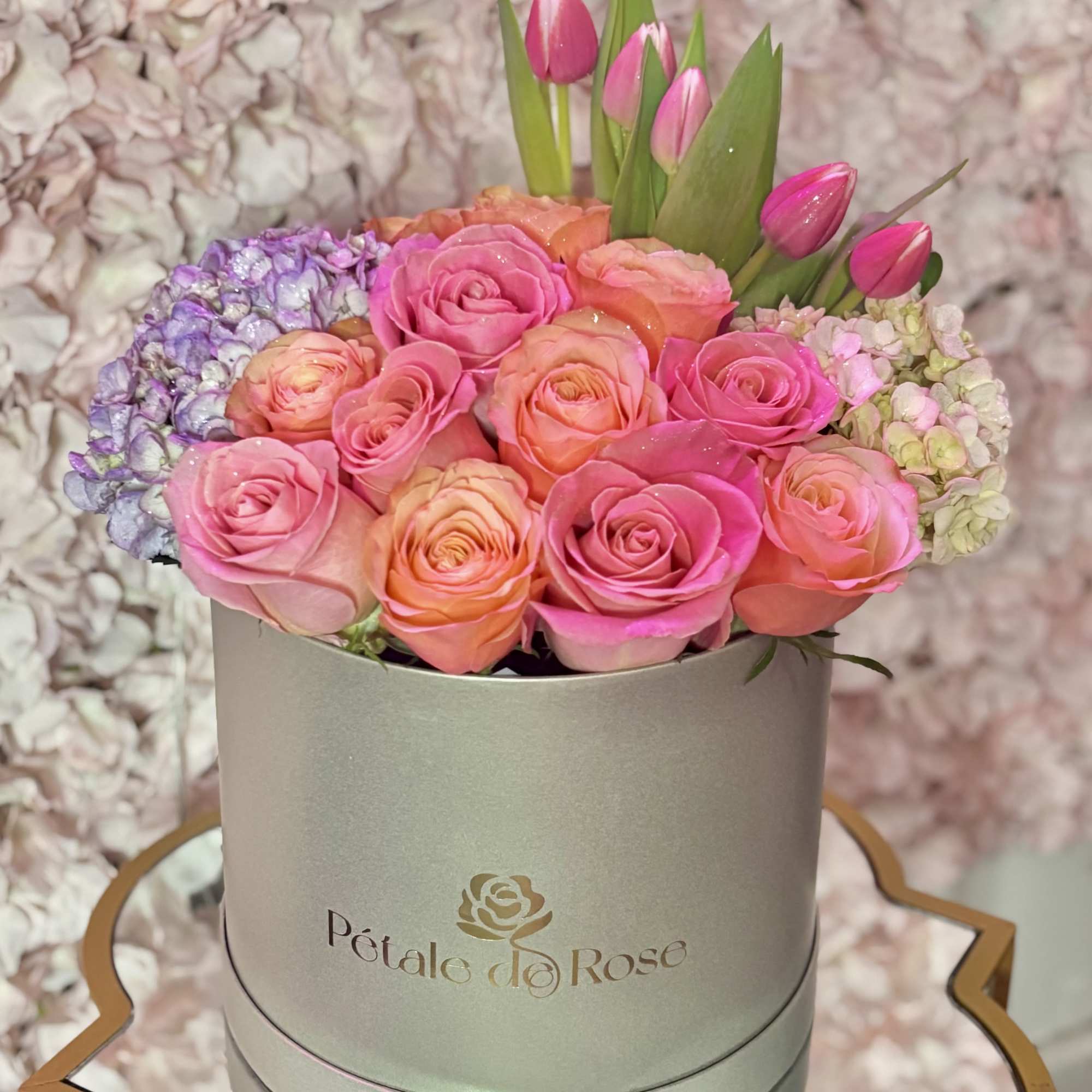 A soft and elegant floral design inspired by the beauty of spring, photo 2 of 3