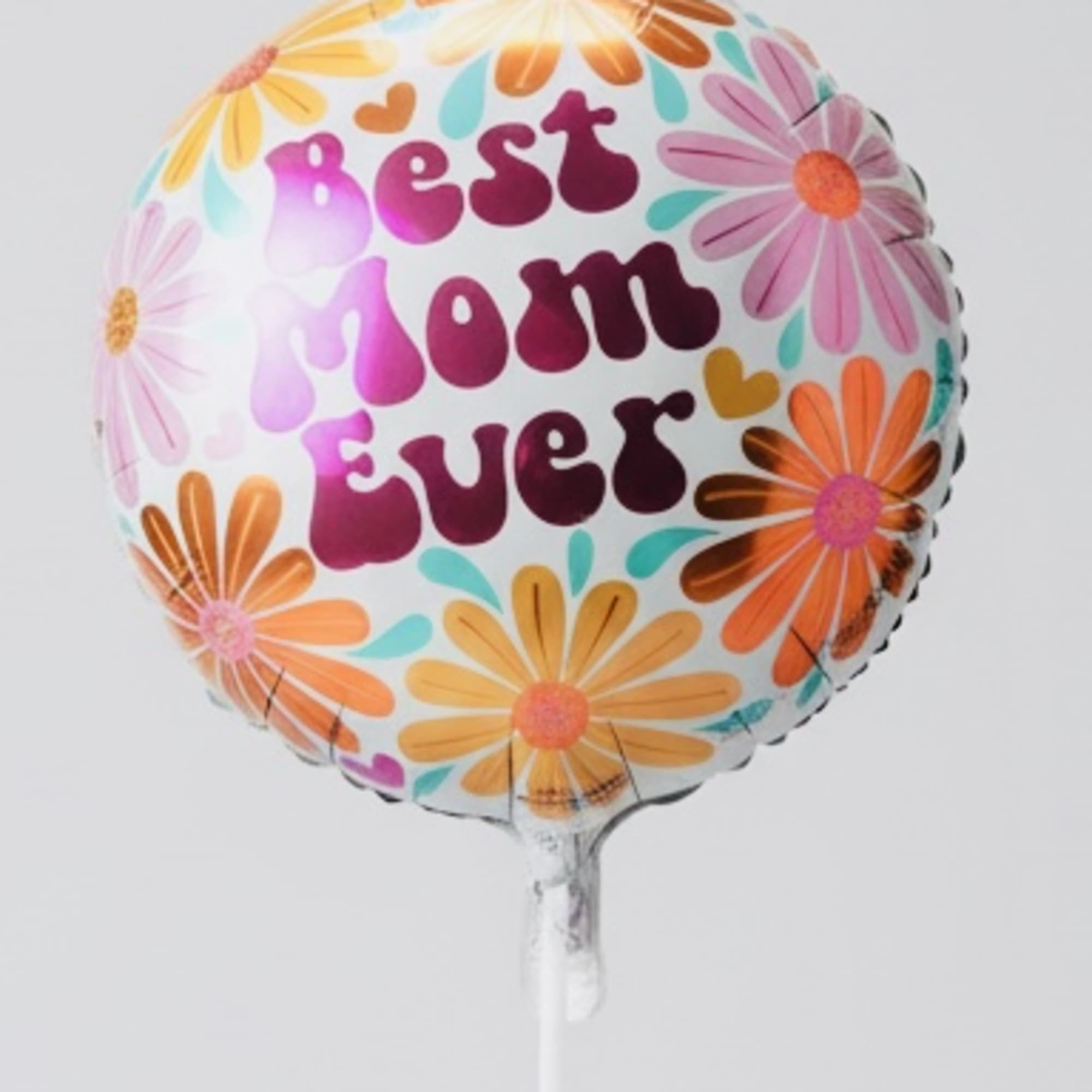 Round balloon with colorful flowers and the words Best Mom Ever