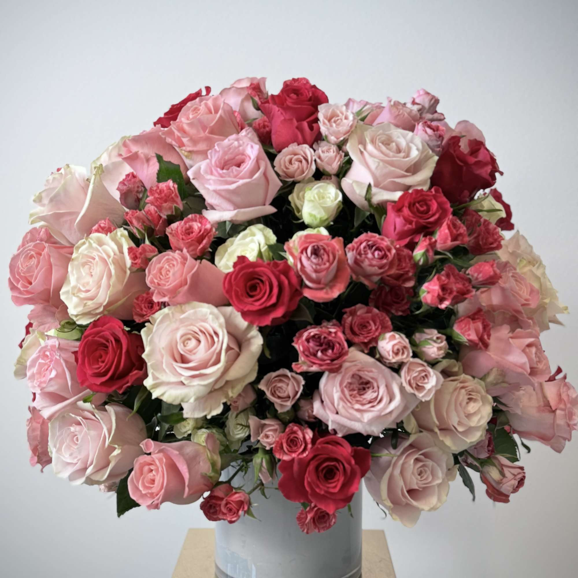 Behold a grand tribute to romance from Irvine Village Flowers! This resplendent