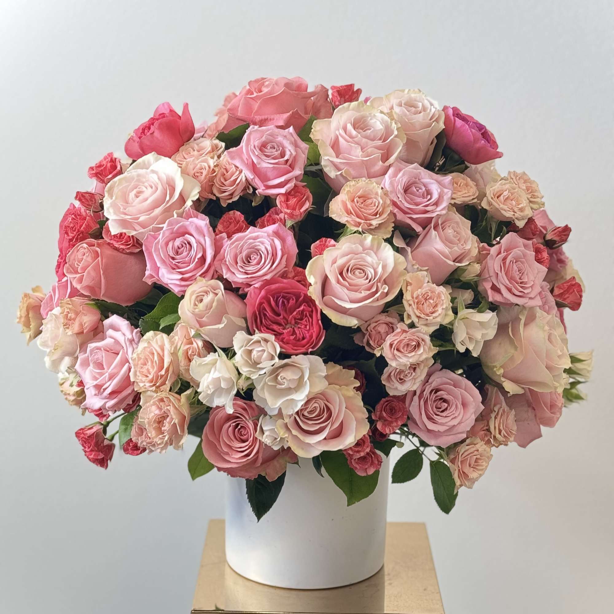Behold a grand tribute to romance from Irvine Village Flowers! This resplendent
